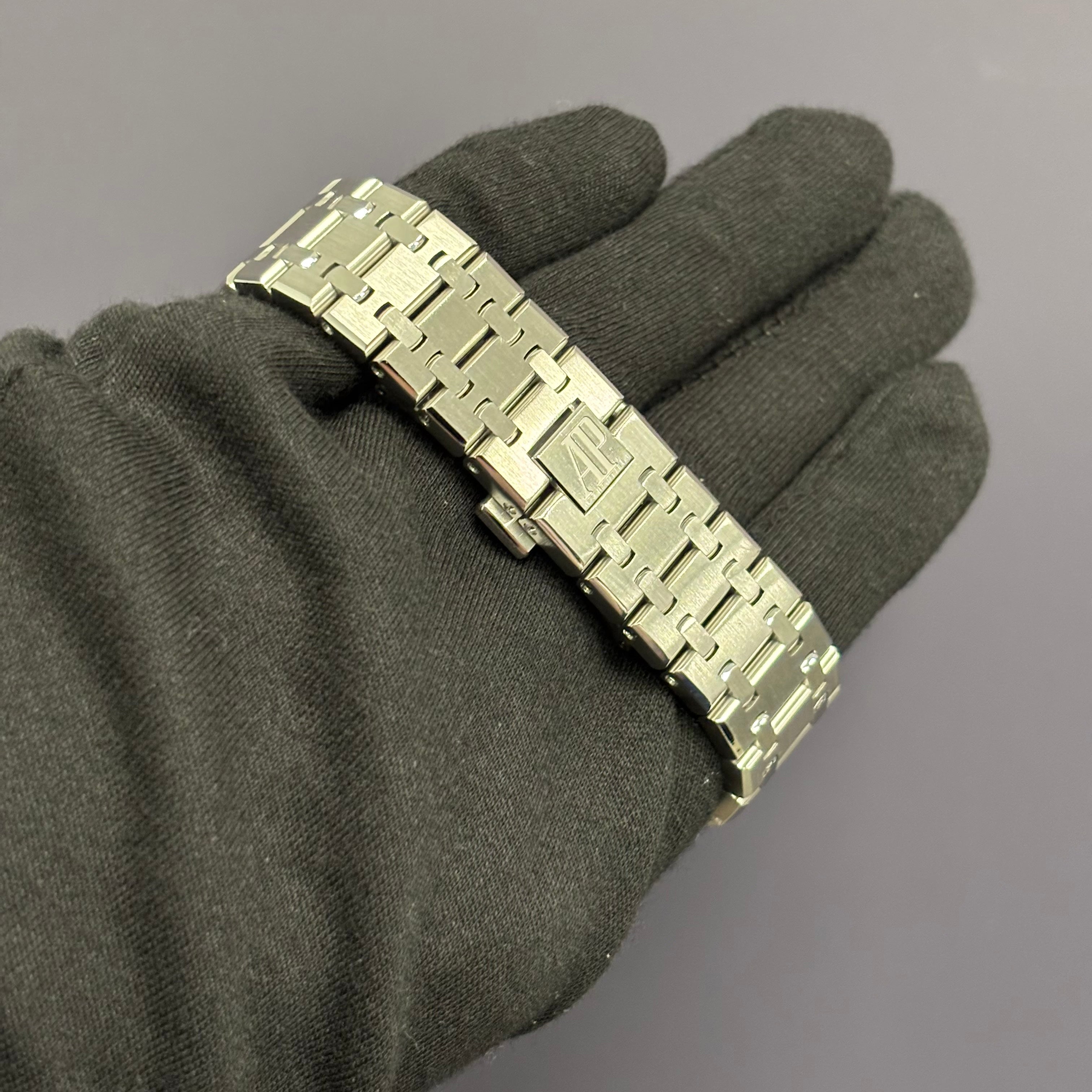 Audemars Piguet Royal Oak 41mm Blue Dial Ref# 15500ST.OO.1220ST.01 - Happy Jewelers Fine Jewelry Lifetime Warranty