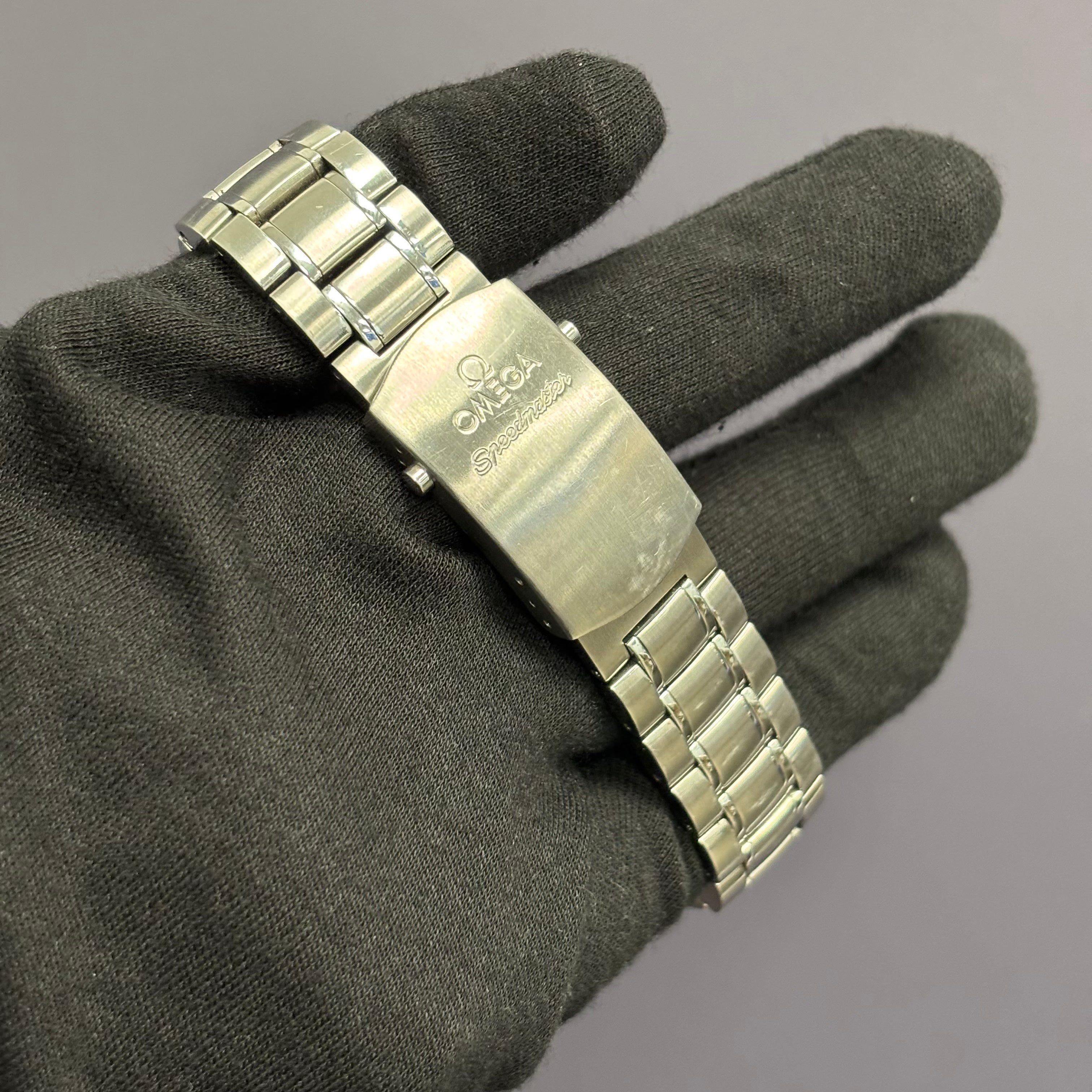 Omega Speedmaster 40mm Black Dial Watch Ref# 3210.51.00 - Happy Jewelers Fine Jewelry Lifetime Warranty