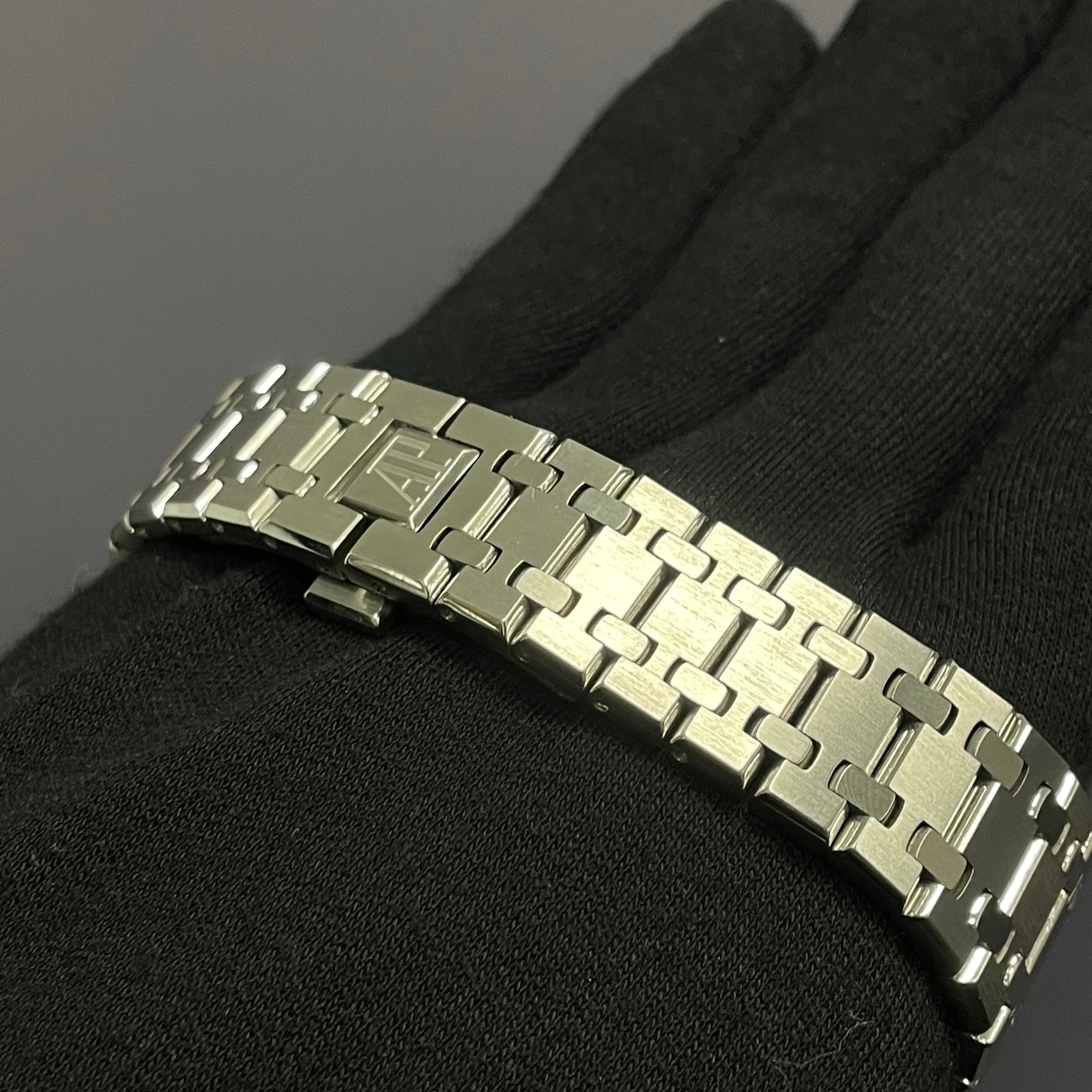 Audemars Piguet Royal Oak 39mm Blue Dial Watch Ref# 26300ST.OO.1110ST.07 - Happy Jewelers Fine Jewelry Lifetime Warranty