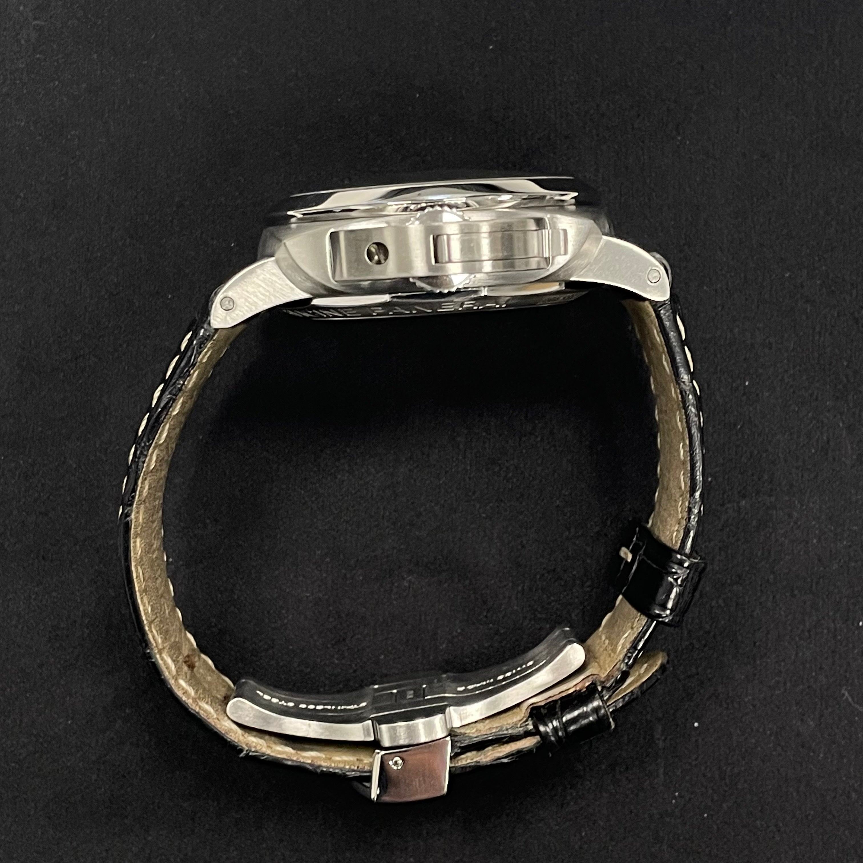 Panerai Luminor 42mm Black Dial Watch Ref# PAM00392 - Happy Jewelers Fine Jewelry Lifetime Warranty