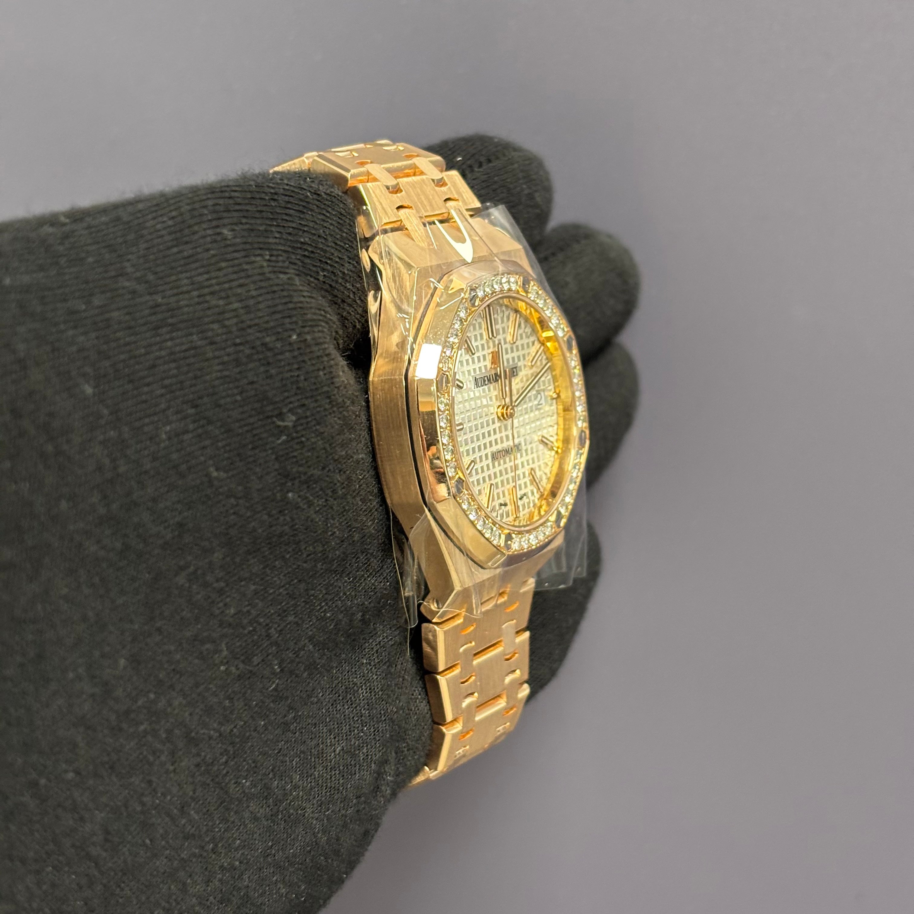 Audemars Piguet Royal Oak 37mm White Dial Watch Ref# 15451OR.ZZ.1256OR.01 - Happy Jewelers Fine Jewelry Lifetime Warranty