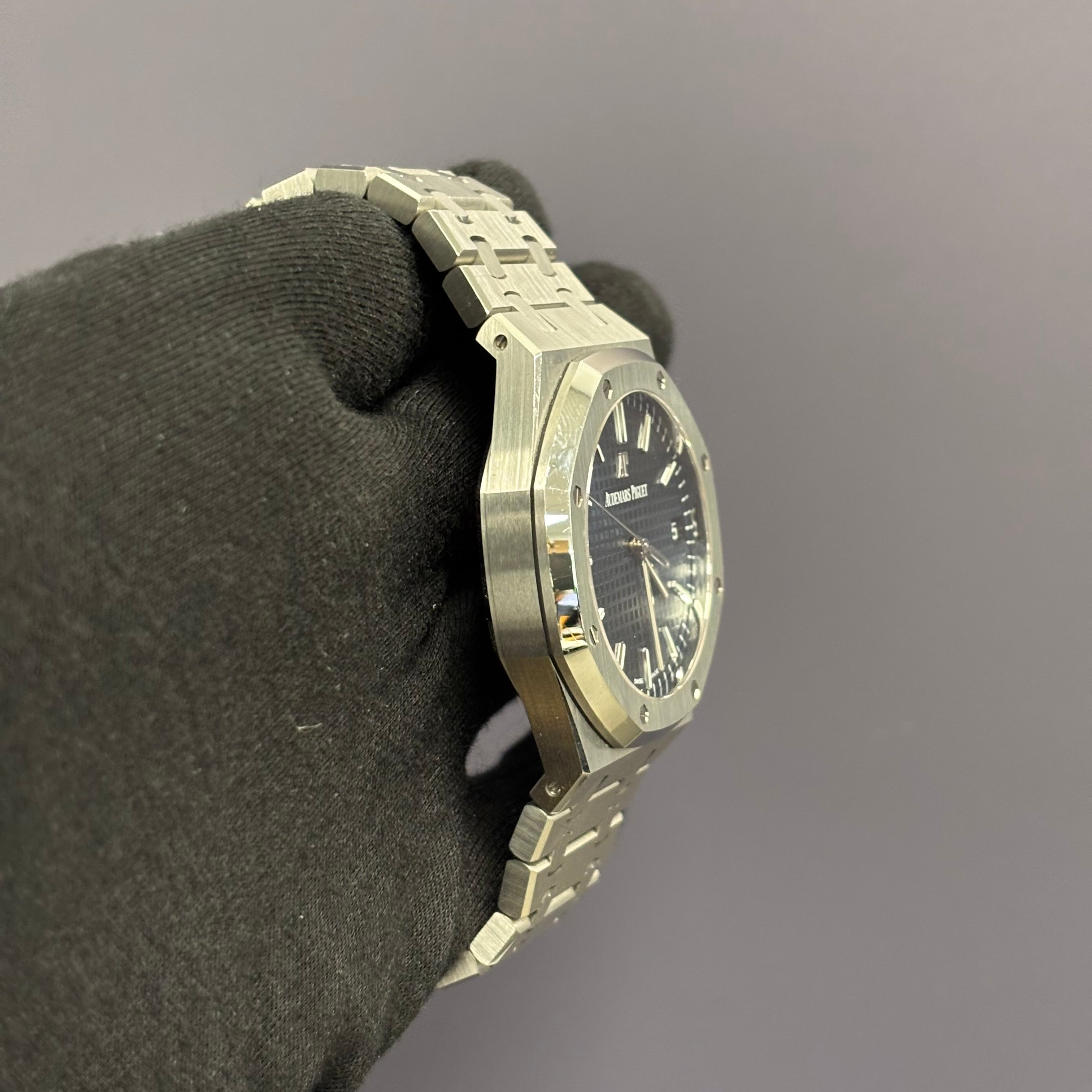 Audemars Piguet Royal Oak 41mm Blue Dial Watch Ref# 15500ST.OO.1220ST.01 - Happy Jewelers Fine Jewelry Lifetime Warranty