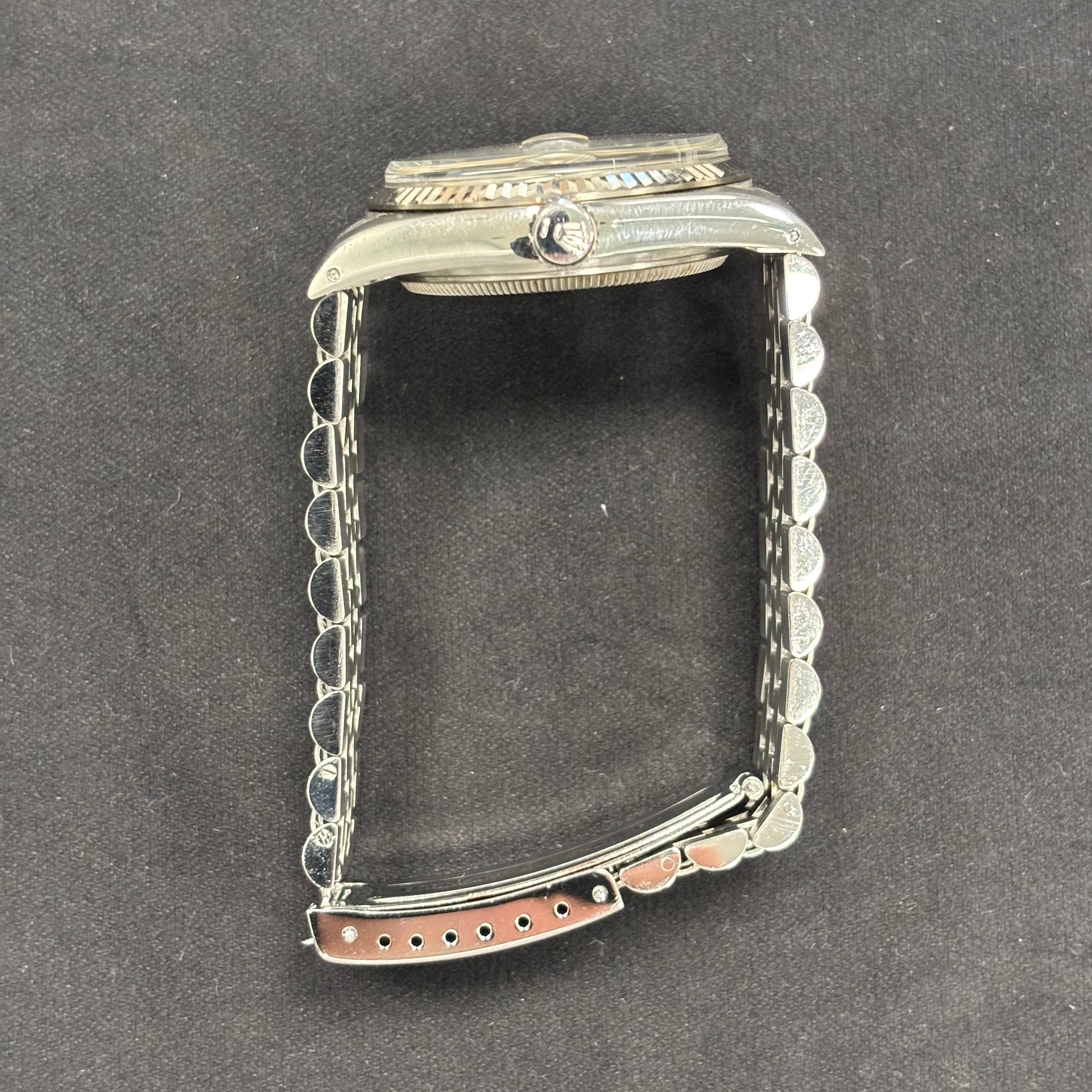 Rolex Datejust 36mm Silver Dial Watch Ref# 16030 - Happy Jewelers Fine Jewelry Lifetime Warranty