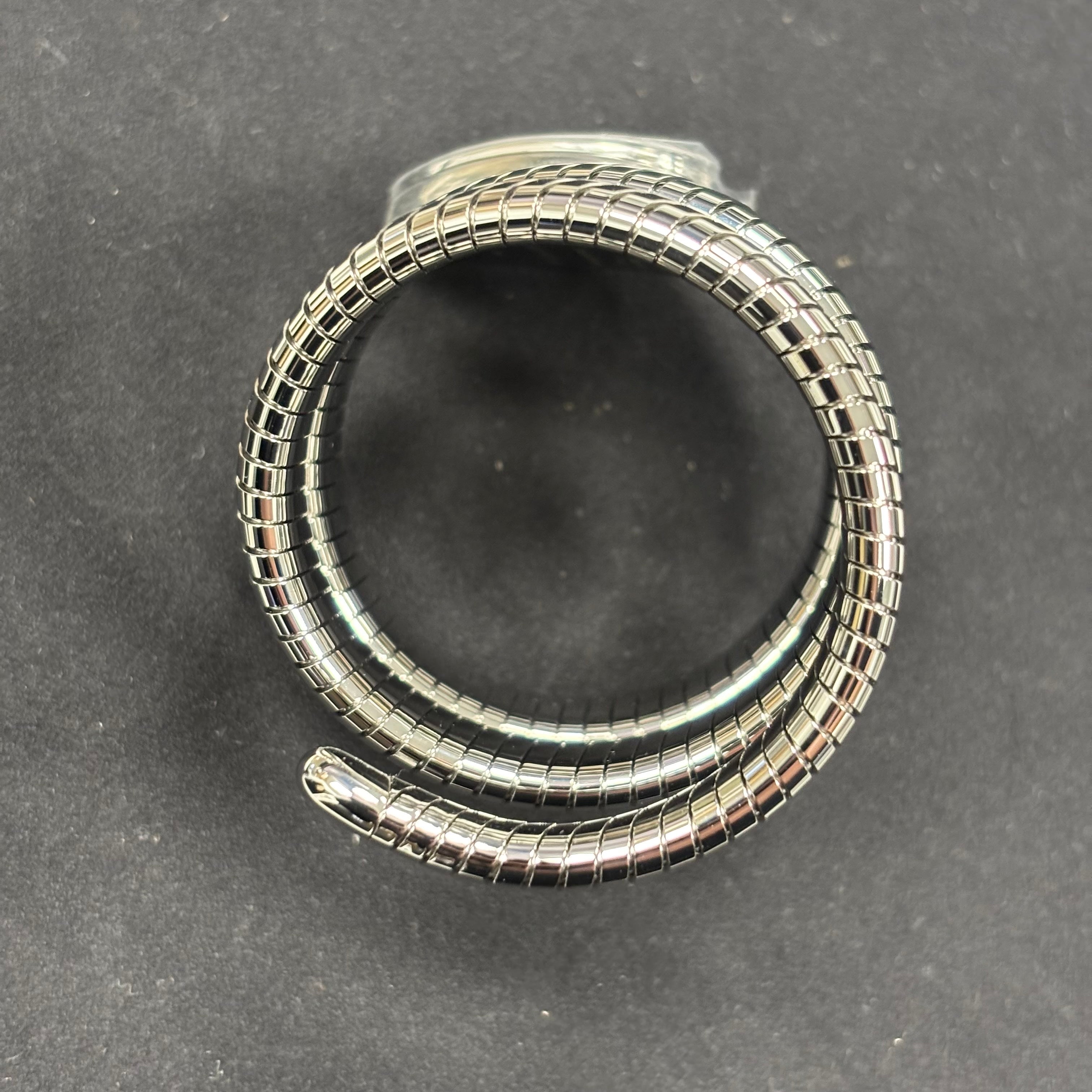 Bvlgari Serpenti 35mm Black Dial Watch Ref# 103818 - Happy Jewelers Fine Jewelry Lifetime Warranty