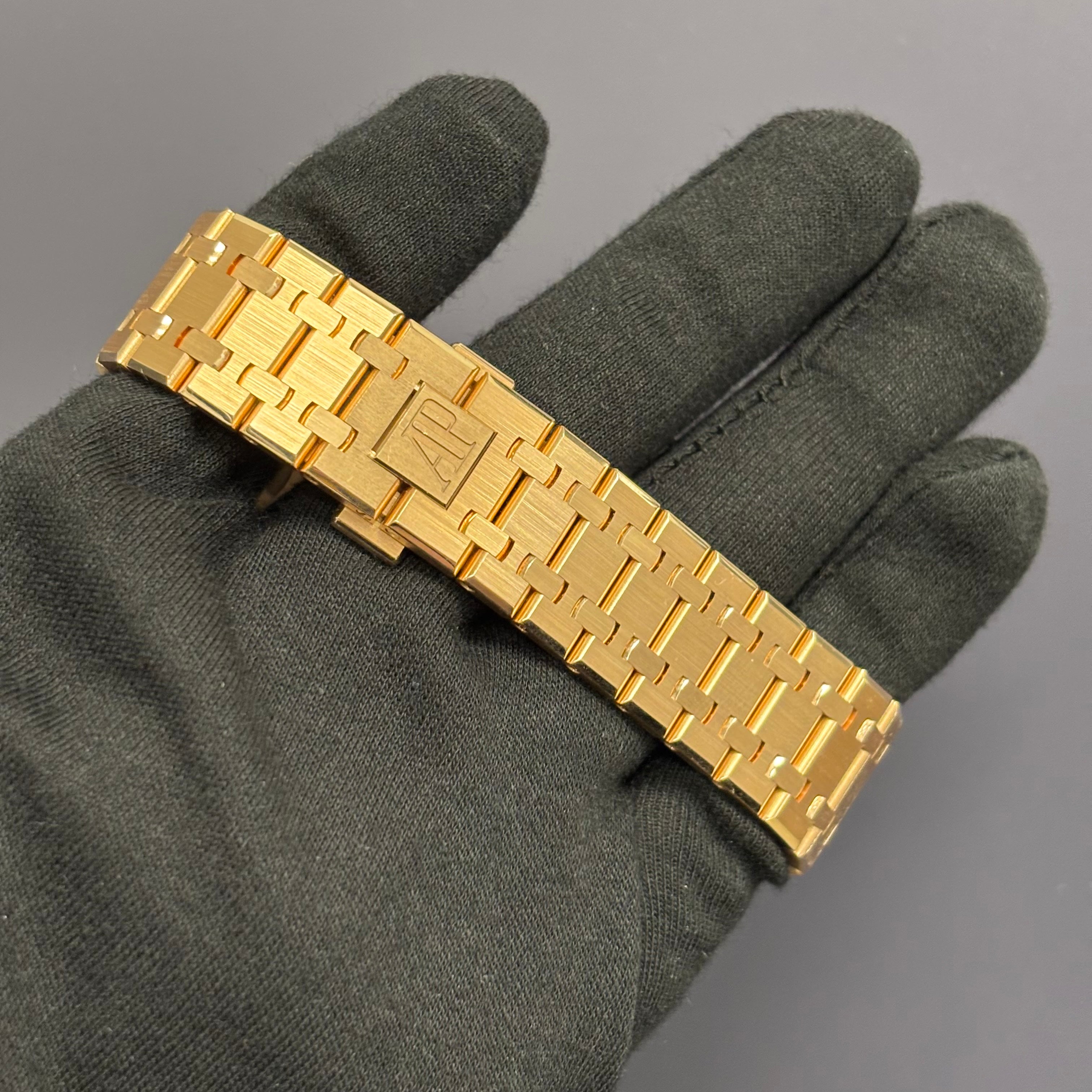 Audemars Piguet Royal Oak 41mm Green Dial Watch Ref# 26240OR.OO.1320OR.08 - Happy Jewelers Fine Jewelry Lifetime Warranty