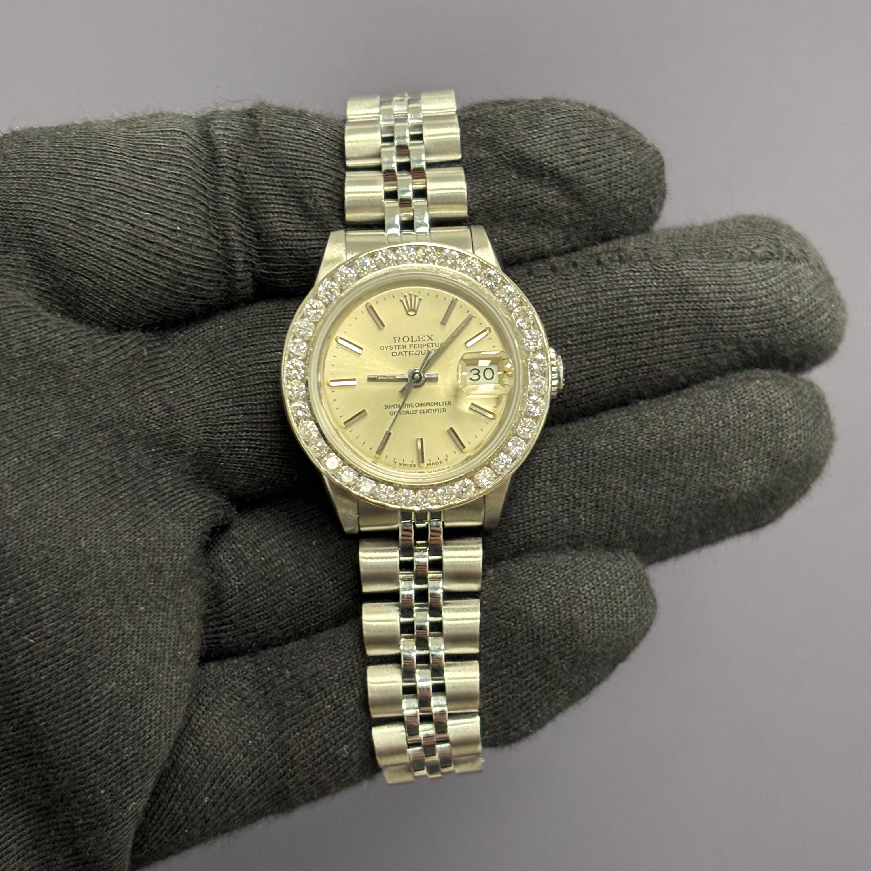 Rolex Datejust 26mm Silver Dial Watch Ref# 69174 - Happy Jewelers Fine Jewelry Lifetime Warranty