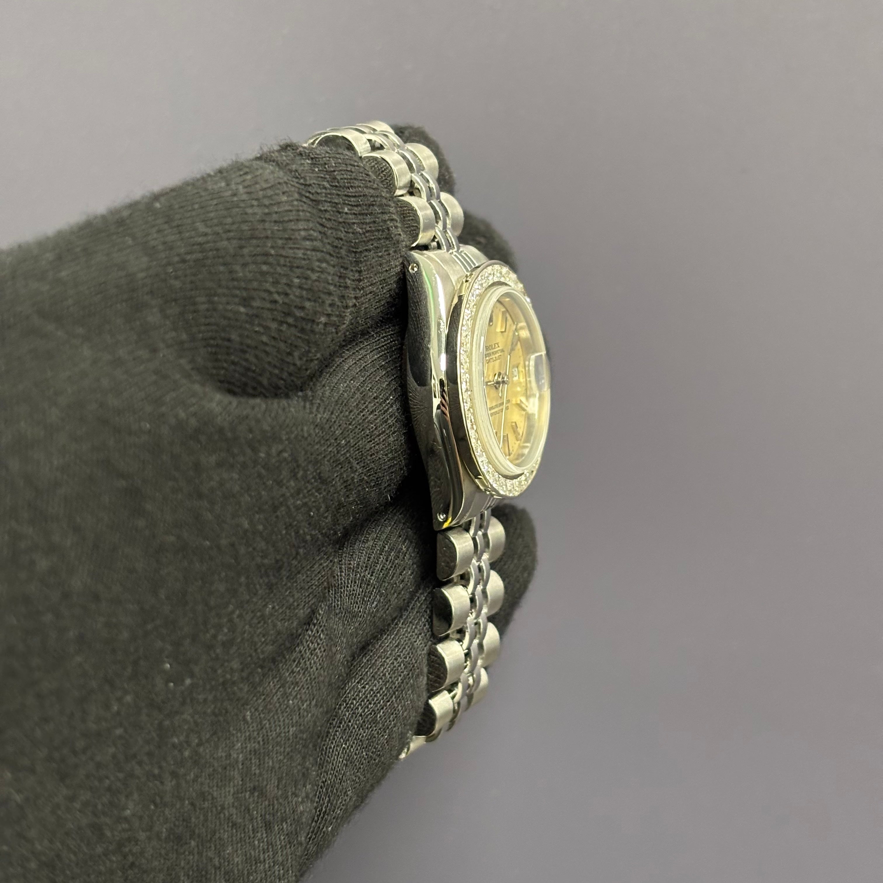 Rolex Datejust 26mm Silver Dial Watch Ref# 69174 - Happy Jewelers Fine Jewelry Lifetime Warranty