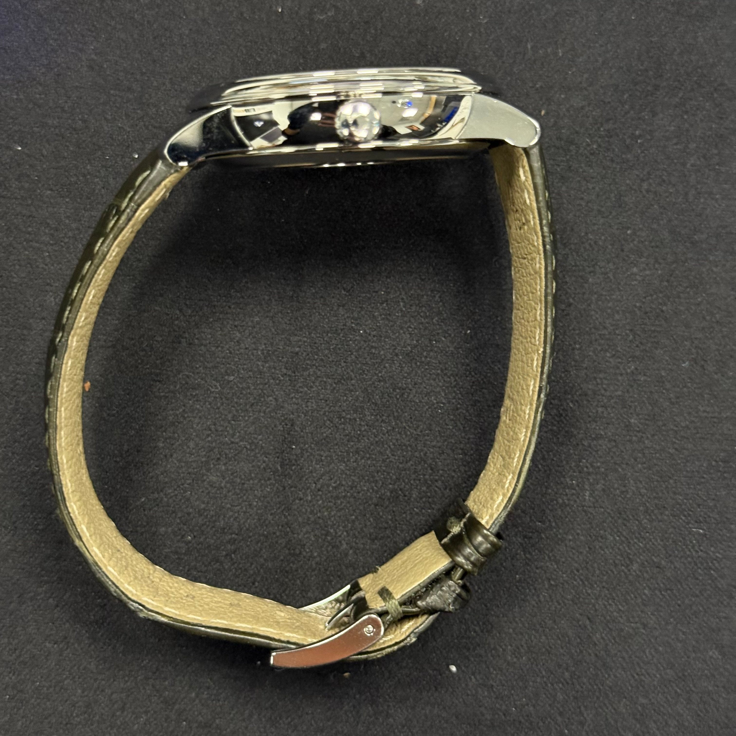 Omega De Ville 39.50mm Silver Dial Watch Ref# 424.13.40.21.02.004 - Happy Jewelers Fine Jewelry Lifetime Warranty