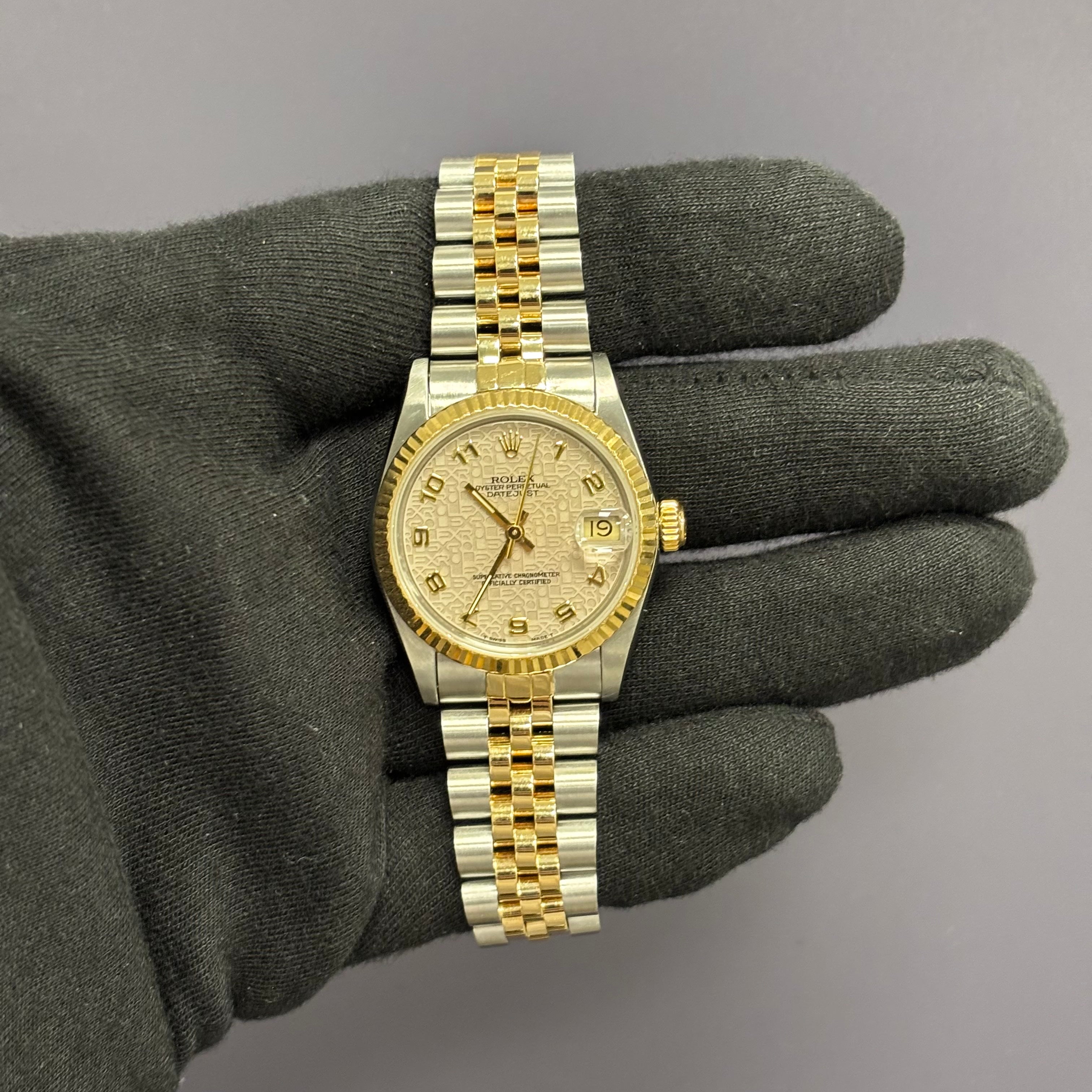 Rolex Datejust 31mm Silver Dial Watch Ref# 68273 - Happy Jewelers Fine Jewelry Lifetime Warranty