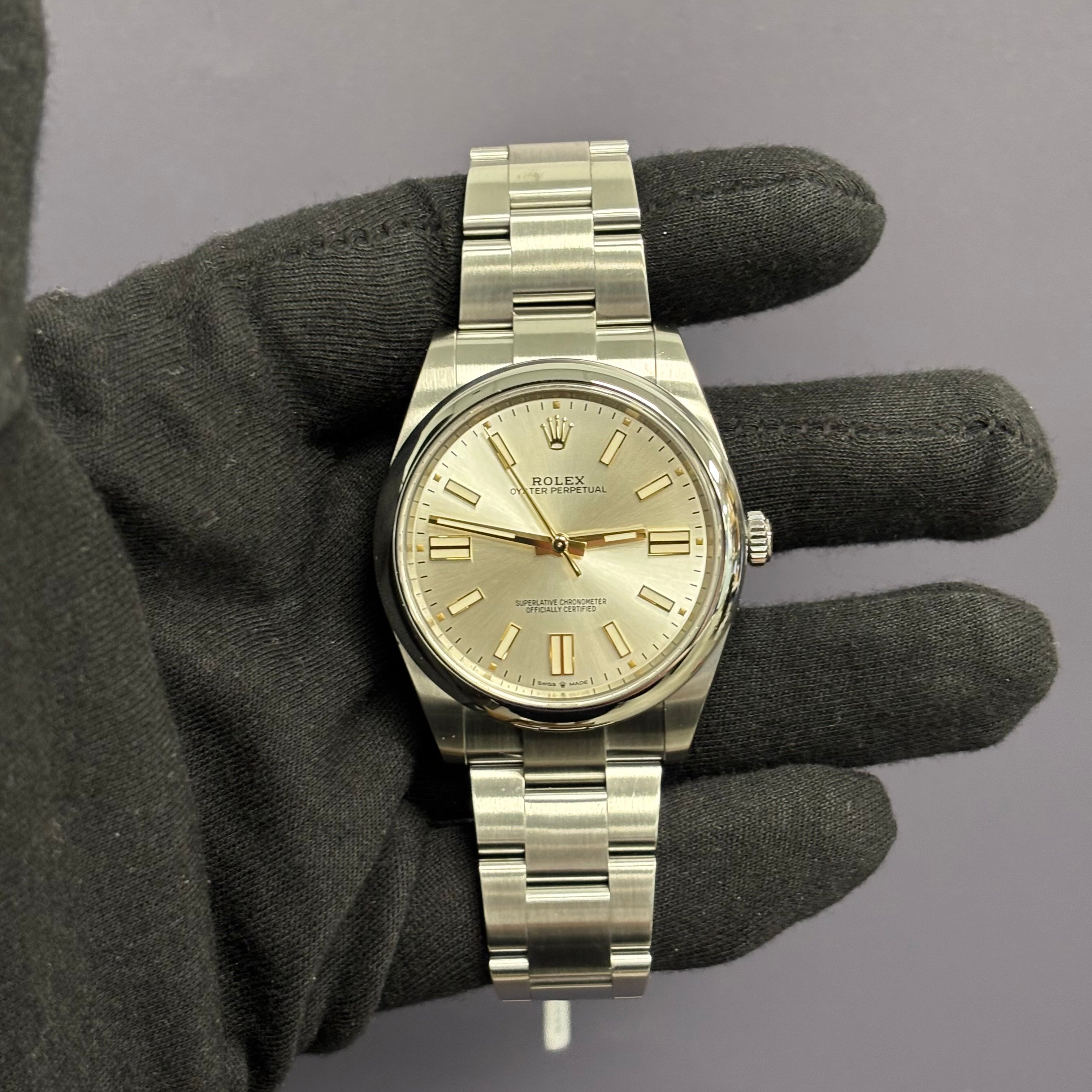 Rolex Oyster Perpetual 41mm Silver Dial Watch Ref# 124300 - Happy Jewelers Fine Jewelry Lifetime Warranty