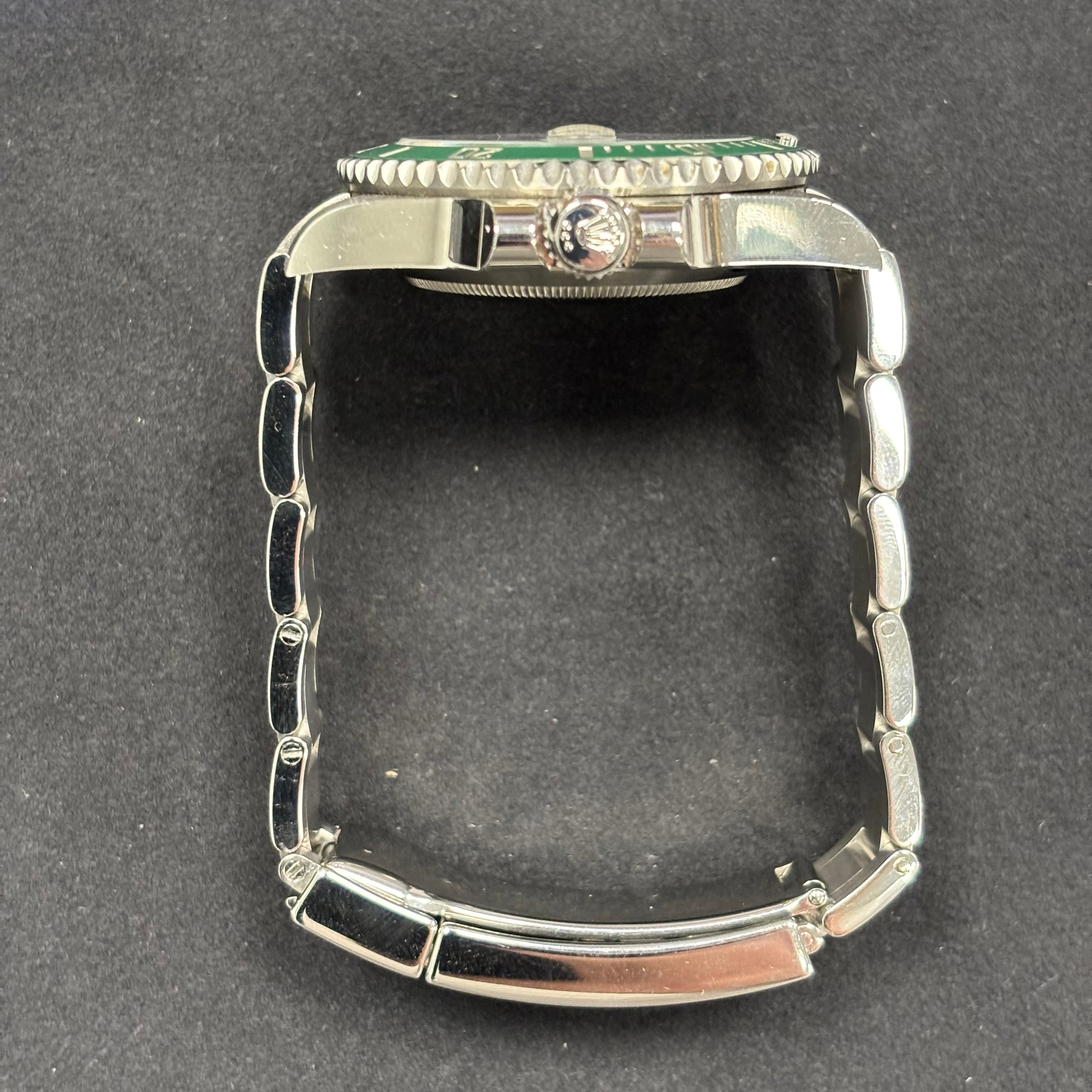 Rolex Submariner 40mm Green Dial Watch Ref# 116610 - Happy Jewelers Fine Jewelry Lifetime Warranty