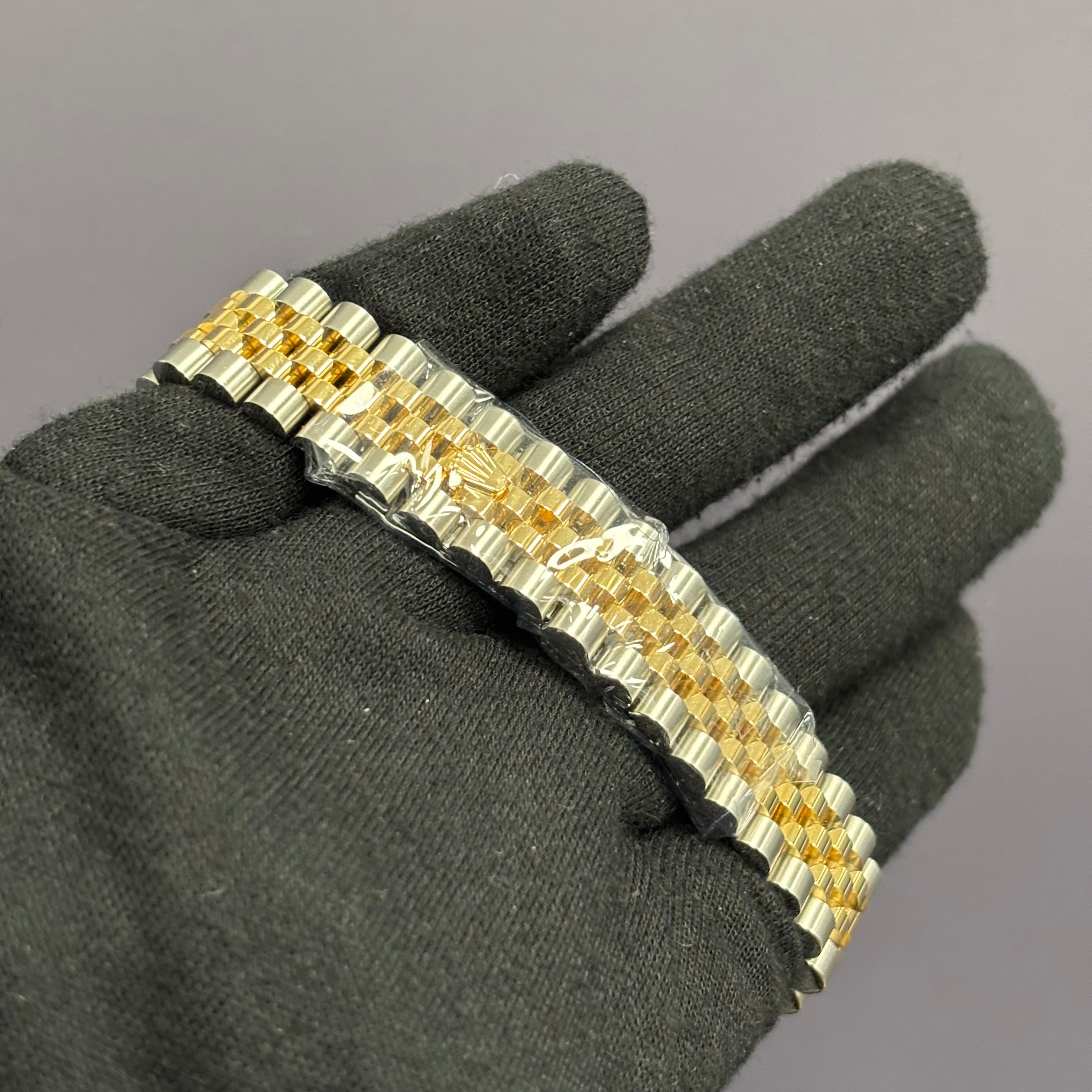 Rolex Datejust 31mm Silver Dial Watch Ref# 278273 - Happy Jewelers Fine Jewelry Lifetime Warranty