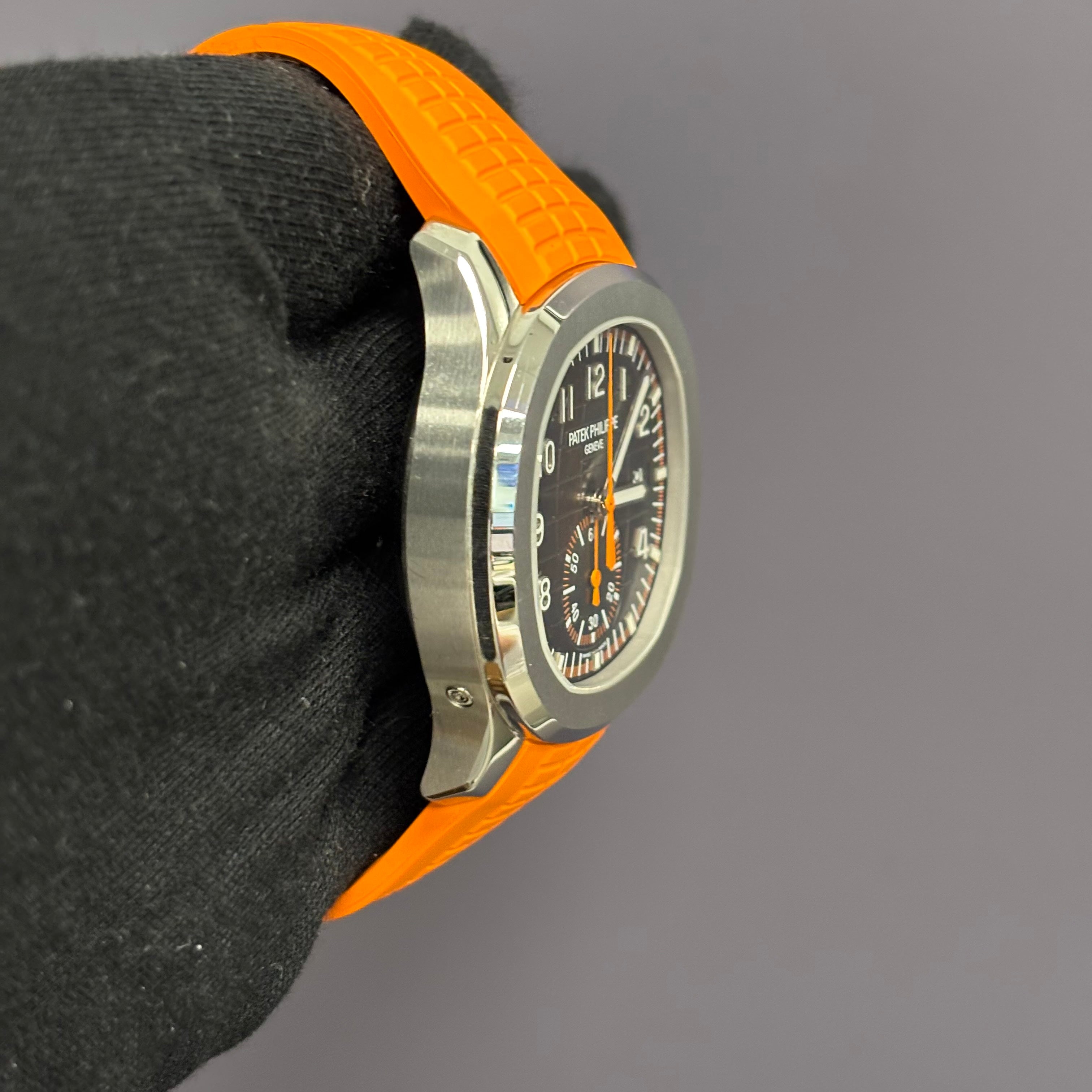 Patek Philippe Aquanaut 42mm Grey Dial Watch Ref# 5968A-001 - Happy Jewelers Fine Jewelry Lifetime Warranty