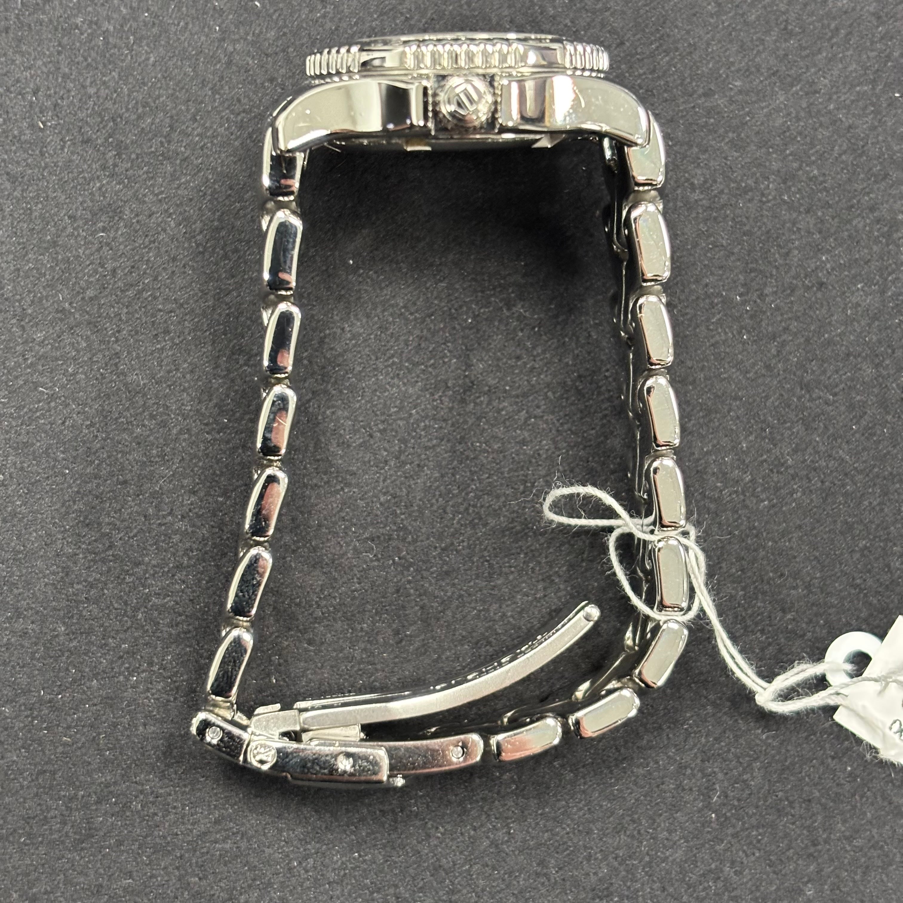 Tag Heuer Link 25mm Silver Dial Watch Ref# WT1416 - Happy Jewelers Fine Jewelry Lifetime Warranty