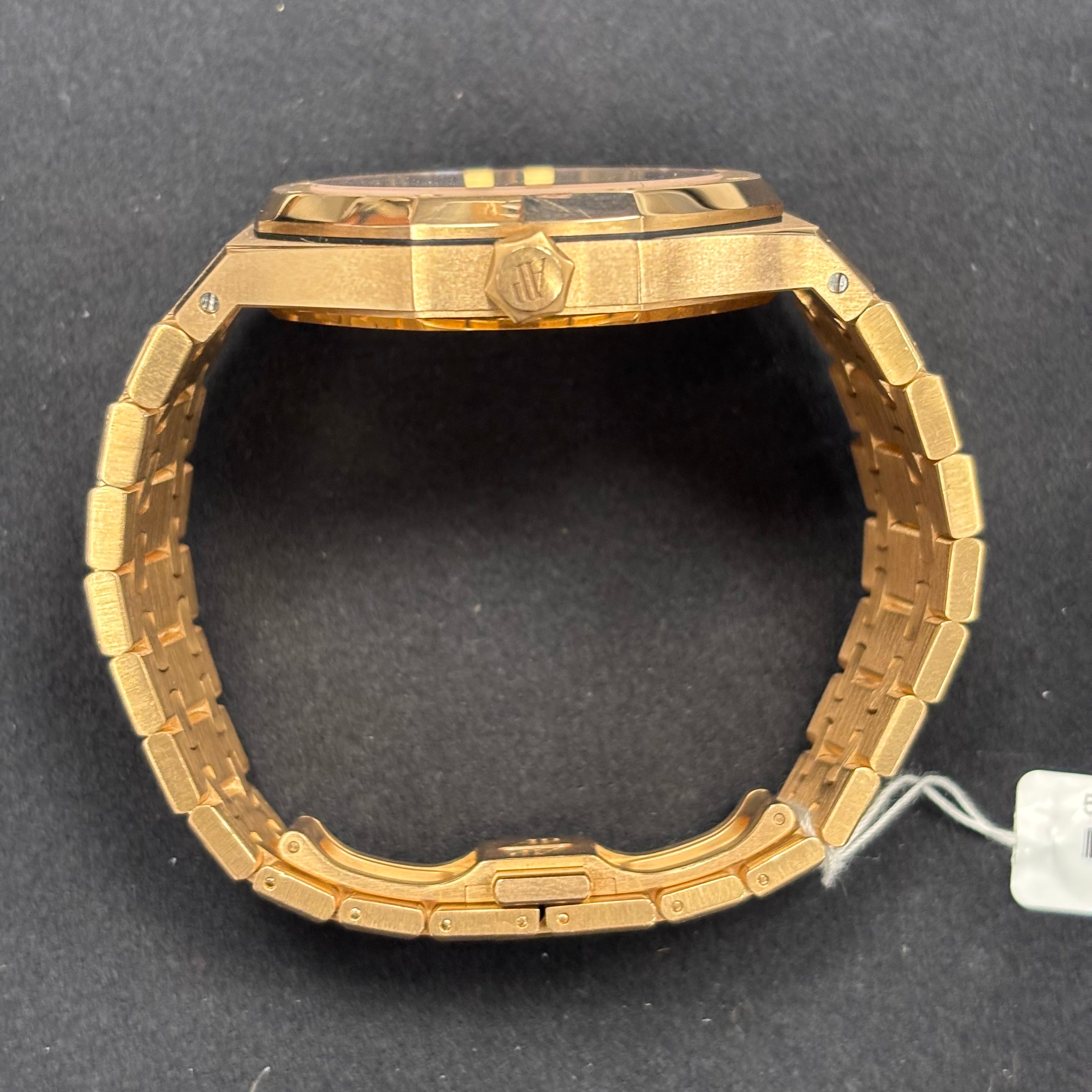 Audemars Piguet Royal Oak 41mm White Dial Watch Ref# 15400OR.OO.1220OR.02 - Happy Jewelers Fine Jewelry Lifetime Warranty