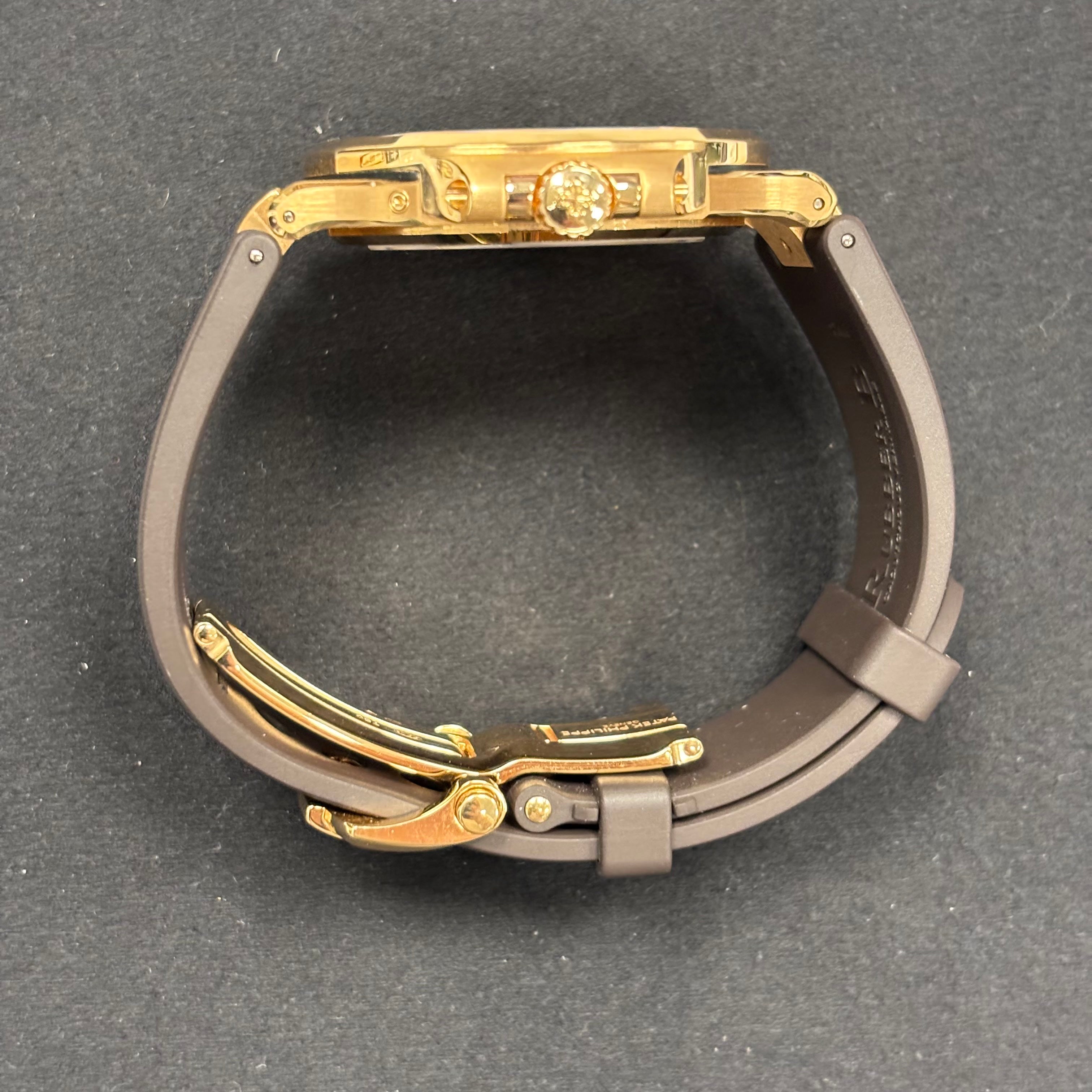 Patek Philippe Nautilus 40mm Grey Dial Watch Ref# 5712R-001 - Happy Jewelers Fine Jewelry Lifetime Warranty