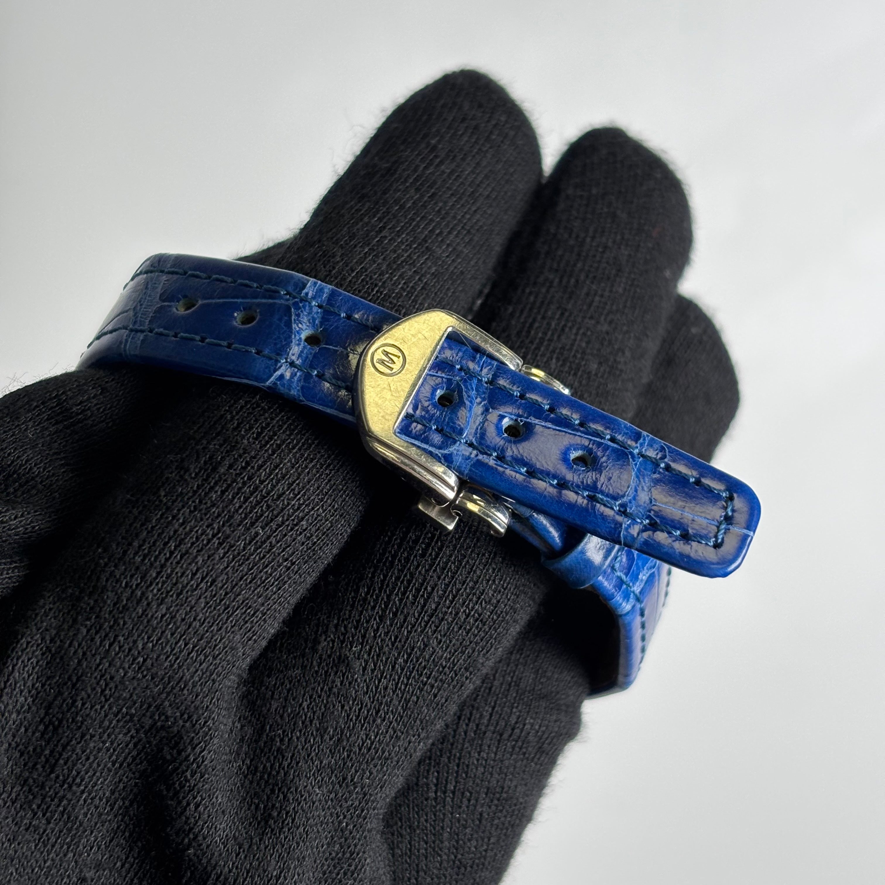 Movado Vizio 25.5mm White Dial Watch Ref# 83 E1 848 - Happy Jewelers Fine Jewelry Lifetime Warranty