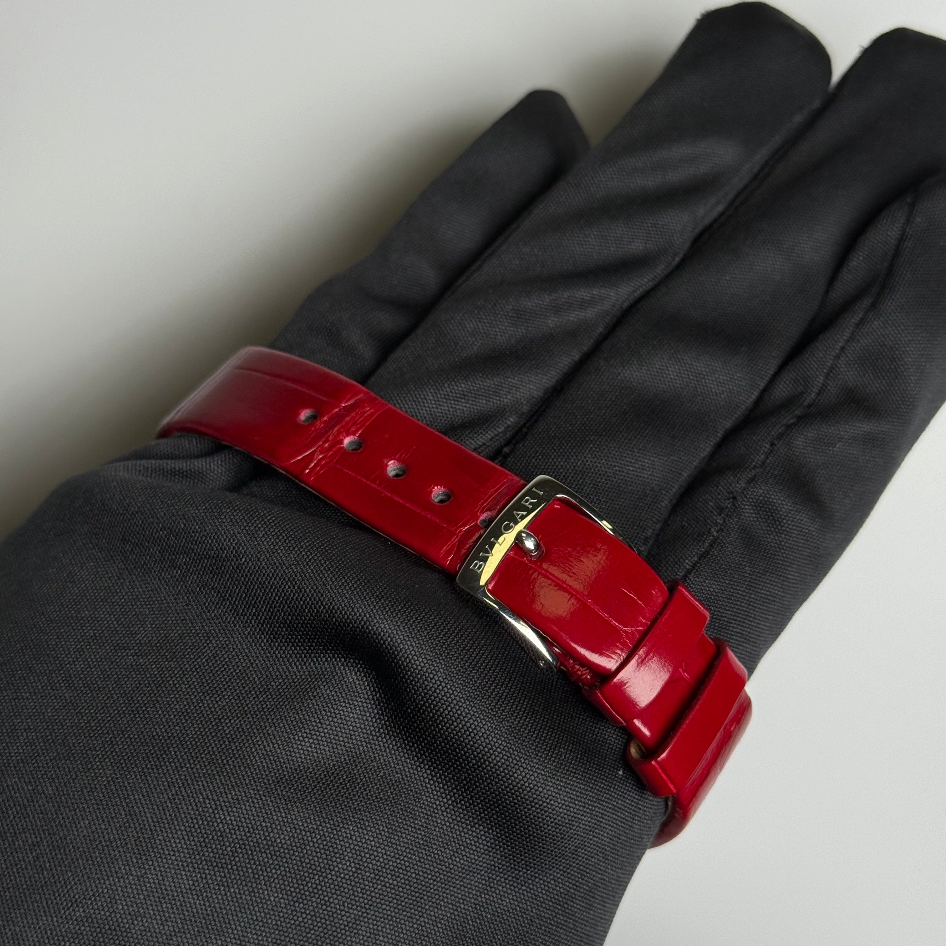 Bvlgari Lvcea 33mm MOP Dial Watch Ref# 102639 - Happy Jewelers Fine Jewelry Lifetime Warranty