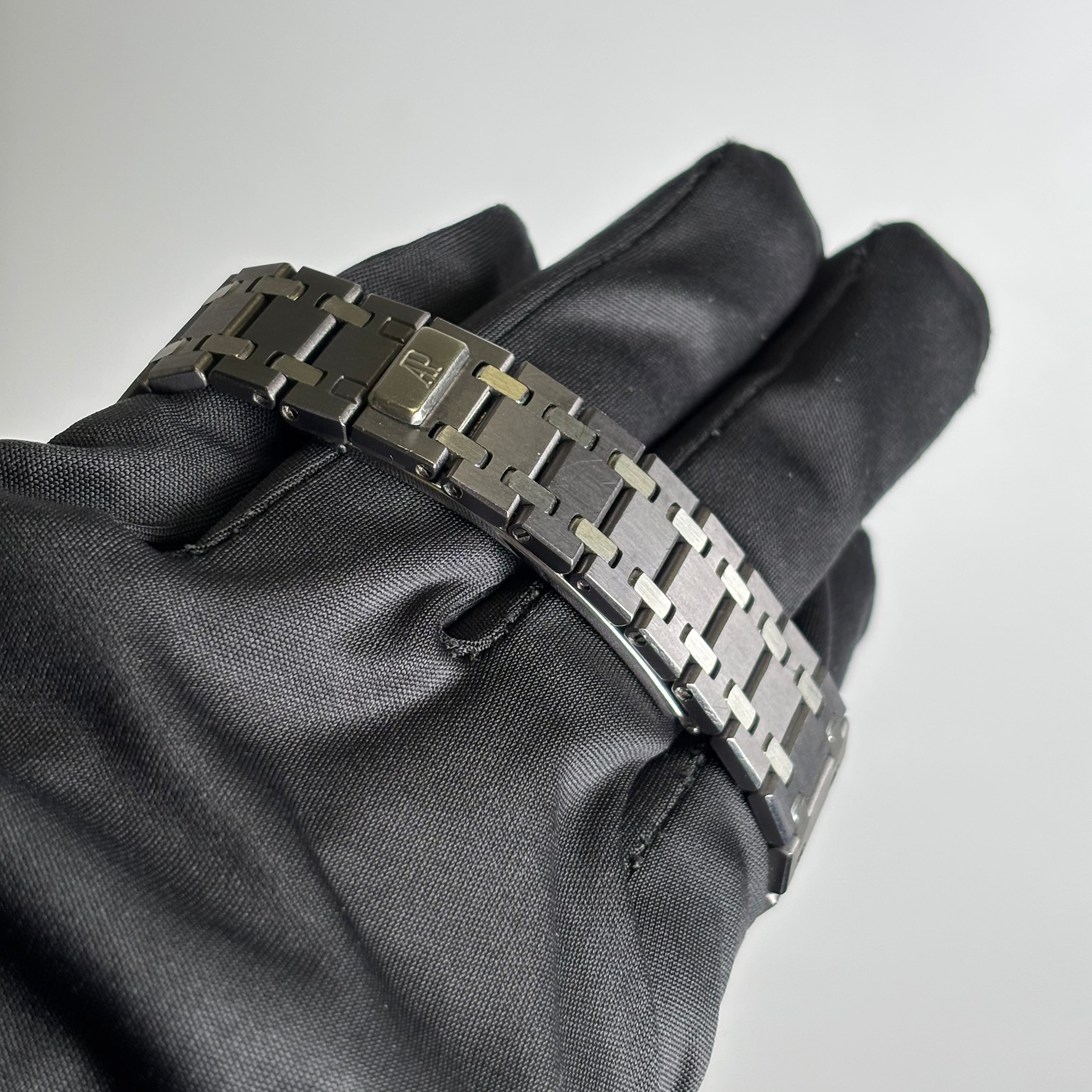 Audemars Piguet Royal Oak 33mm Grey Dial Watch Ref# 56175TT.O.0789TT.01 - Happy Jewelers Fine Jewelry Lifetime Warranty