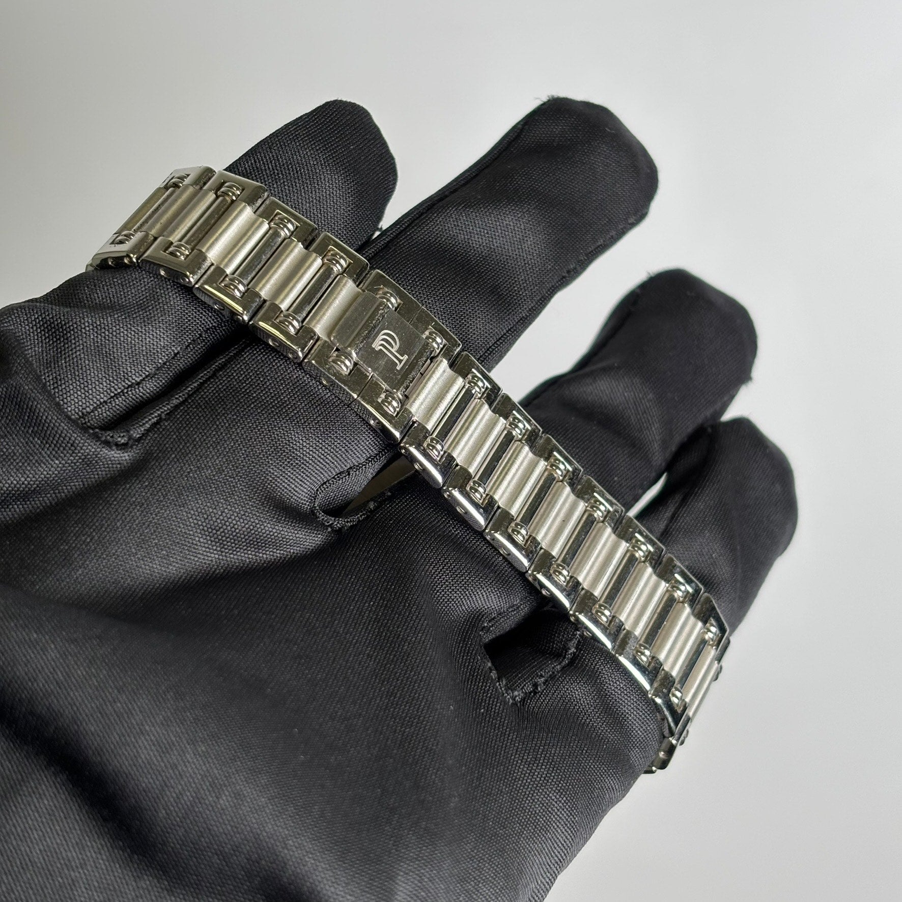 Piaget Dancer 31mm Silver Dial Watch Ref# G0A03395 - Happy Jewelers Fine Jewelry Lifetime Warranty