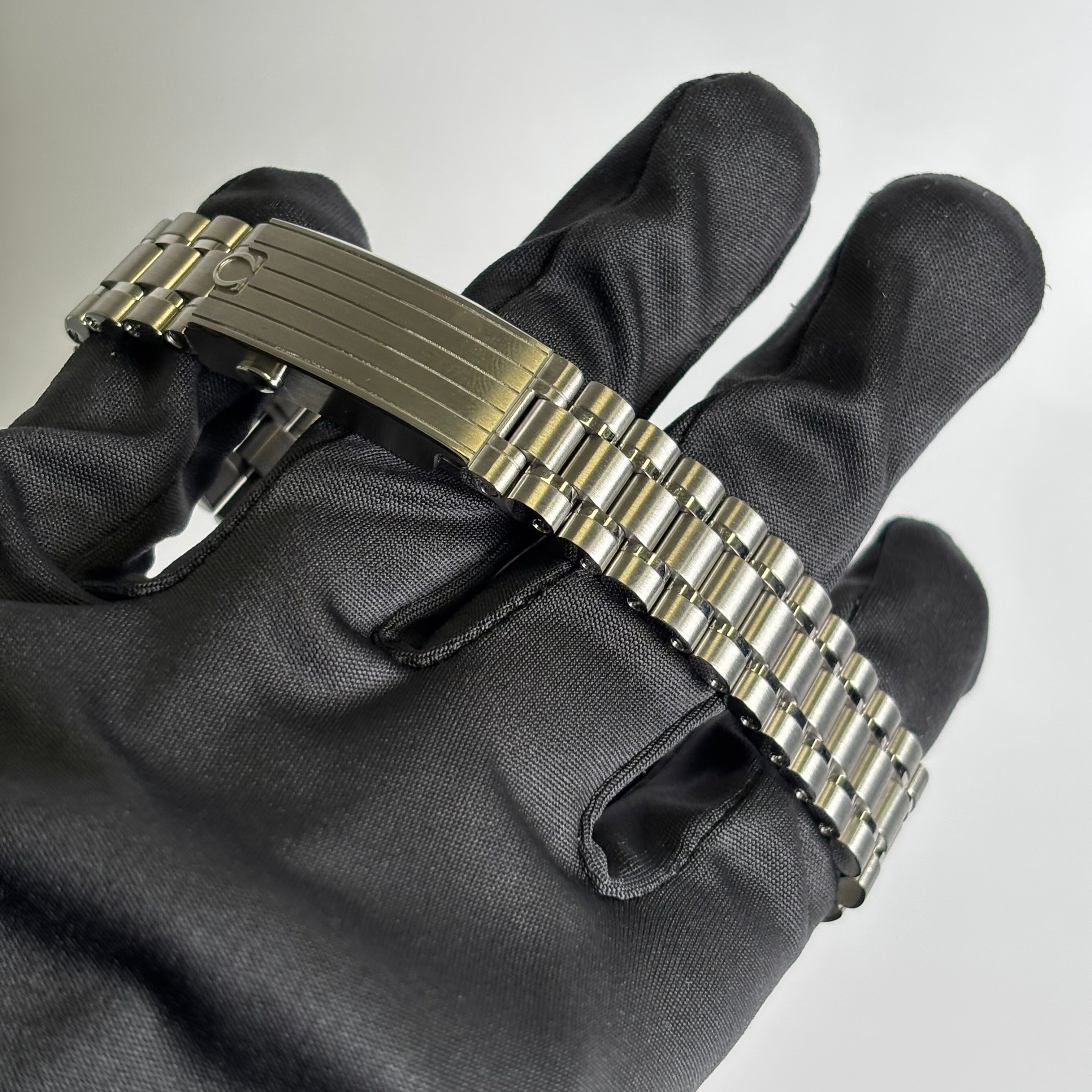 Omega Speedmaster 42mm White Dial Watch Ref# 310.30.42.50.04.001 - Happy Jewelers Fine Jewelry Lifetime Warranty