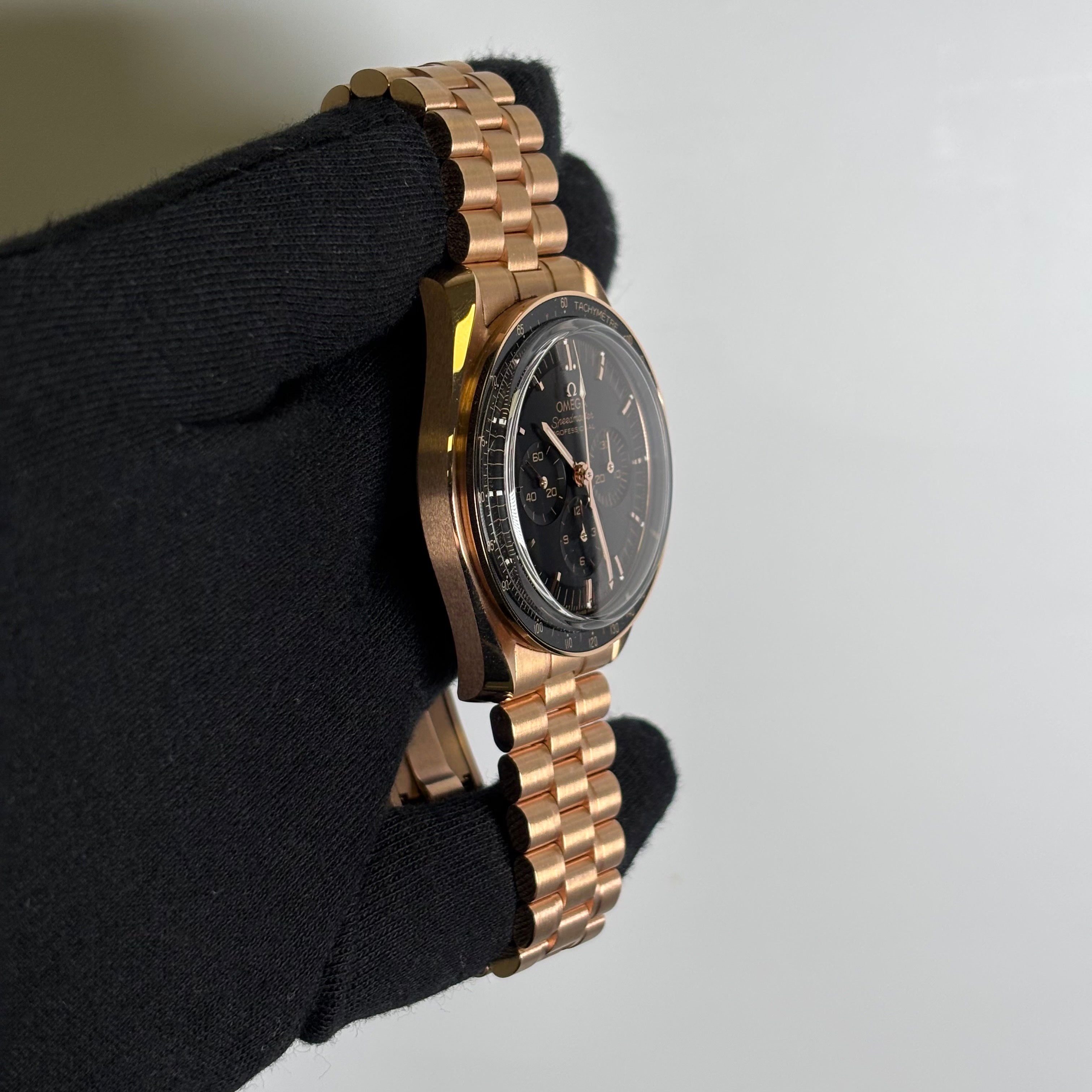 Omega Speedmaster 42mm Black Dial Watch Ref# 310.60.42.50.01.001 - Happy Jewelers Fine Jewelry Lifetime Warranty