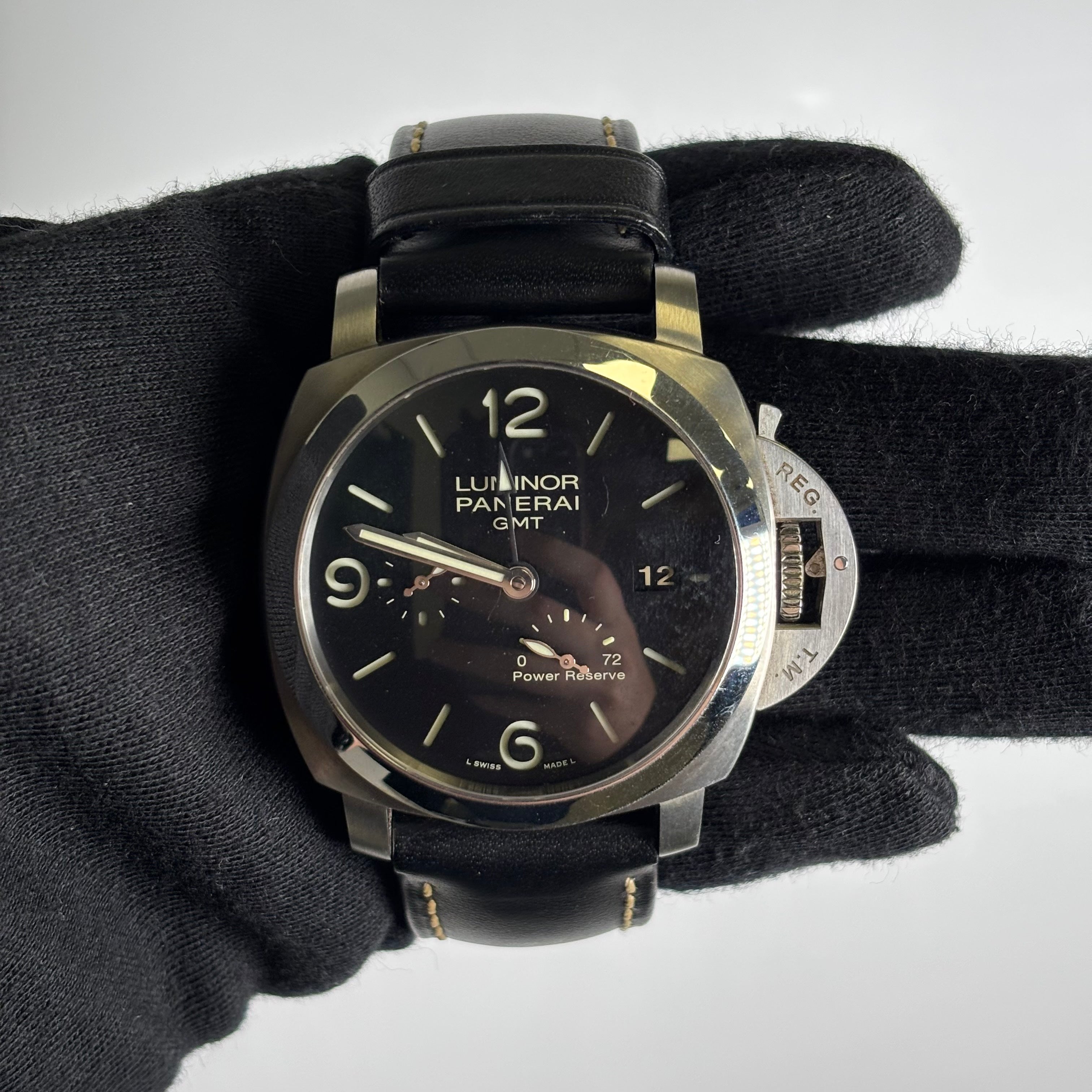 Panerai Luminor 44mm Black Dial Watch Ref# PAM00321 - Happy Jewelers Fine Jewelry Lifetime Warranty