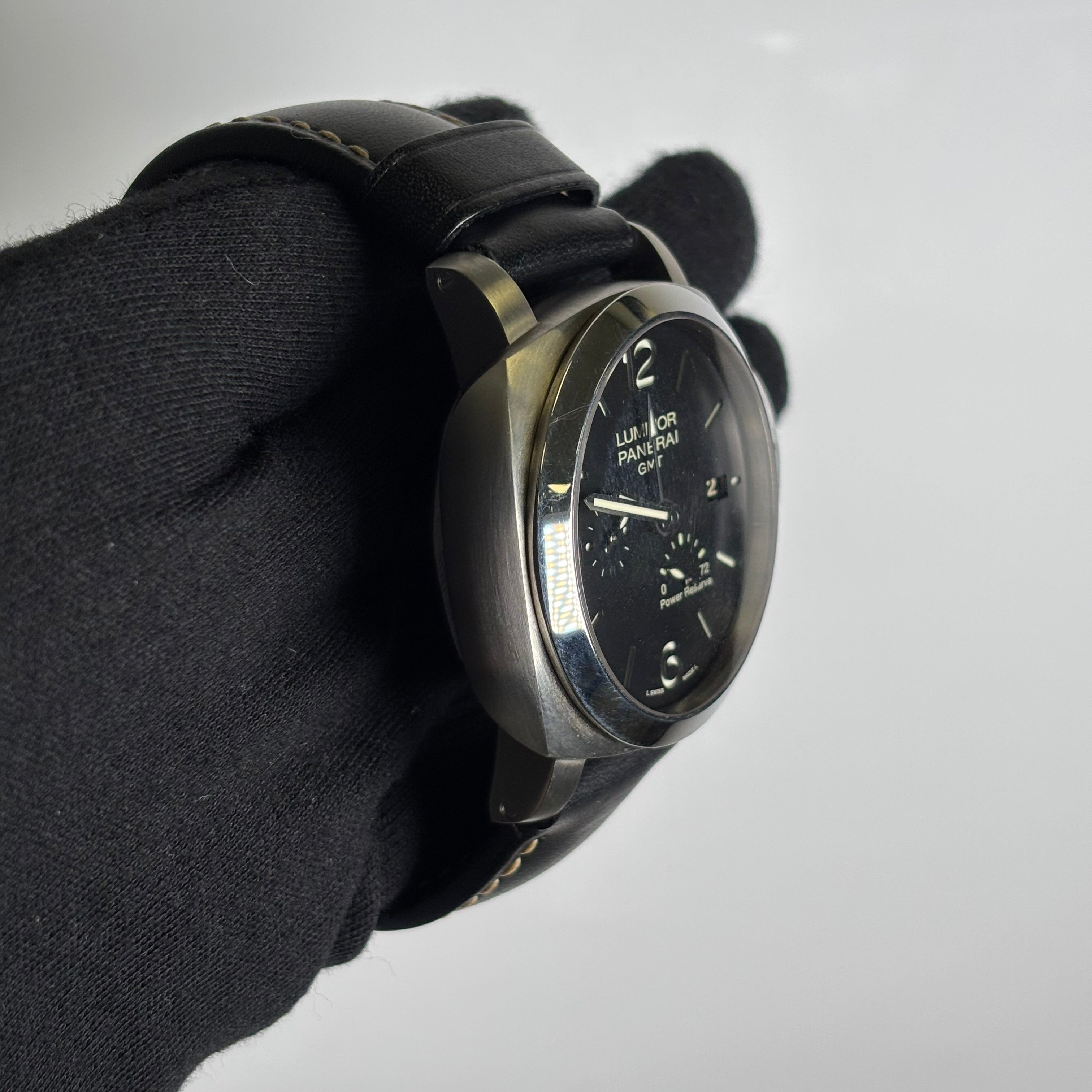Panerai Luminor 44mm Black Dial Watch Ref# PAM00321 - Happy Jewelers Fine Jewelry Lifetime Warranty