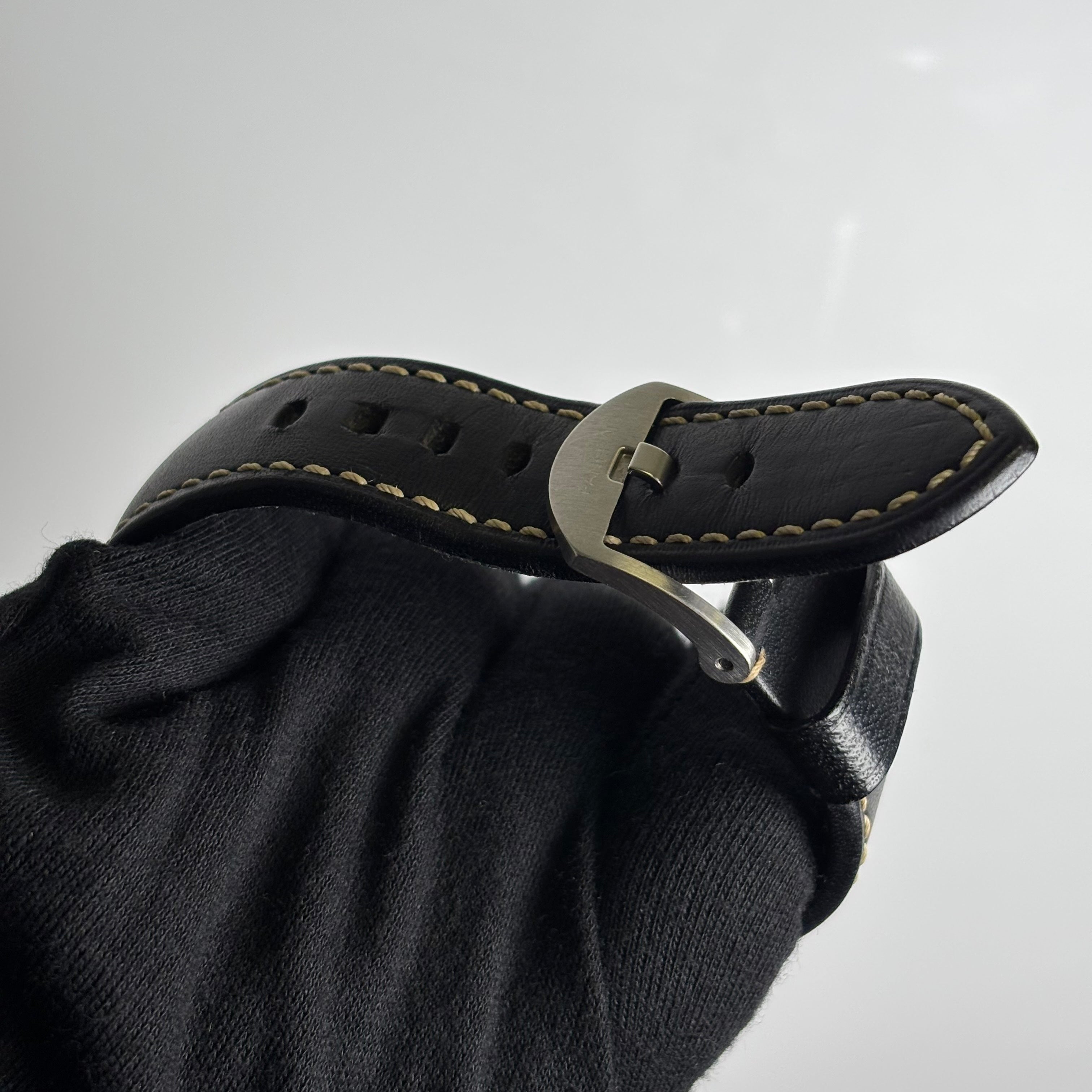 Panerai Luminor 44mm Black Dial Watch Ref# PAM00321 - Happy Jewelers Fine Jewelry Lifetime Warranty