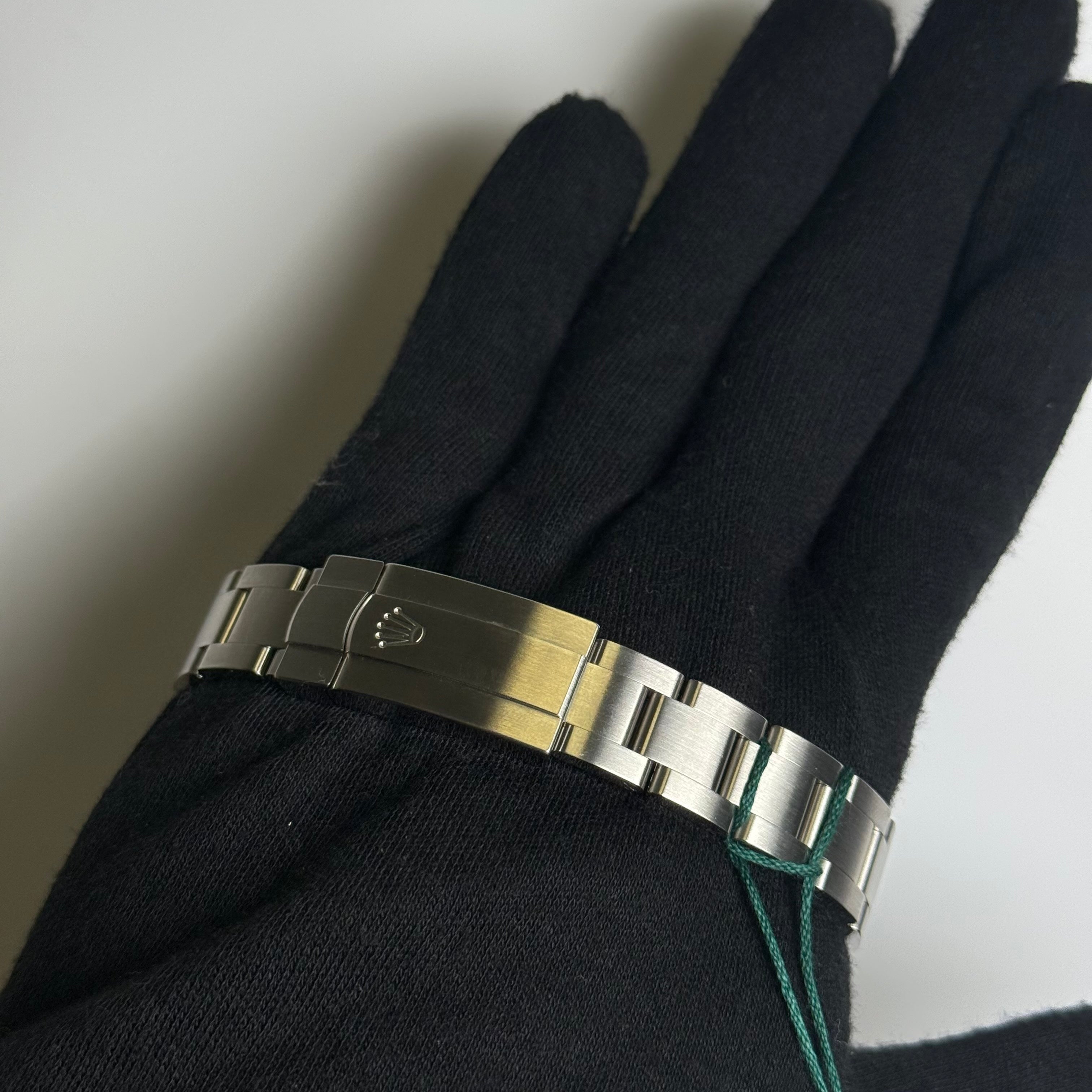 Rolex Oyster Perpetual 31mm Green Dial Watch Ref# 277200 - Happy Jewelers Fine Jewelry Lifetime Warranty