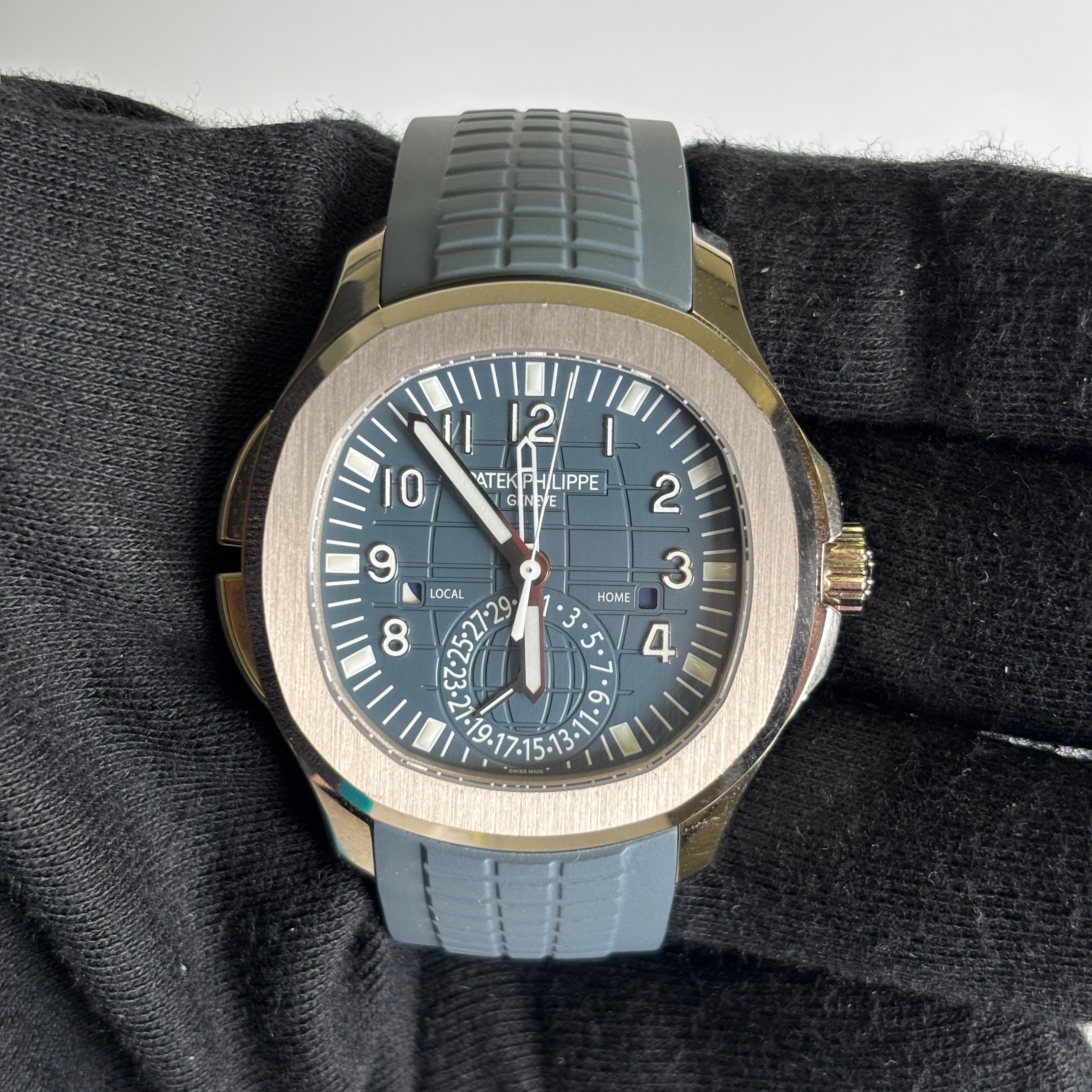 Patek Philippe Aquanaut 38.8mm Blue Dial Watch Ref# 5164G-001 - Happy Jewelers Fine Jewelry Lifetime Warranty