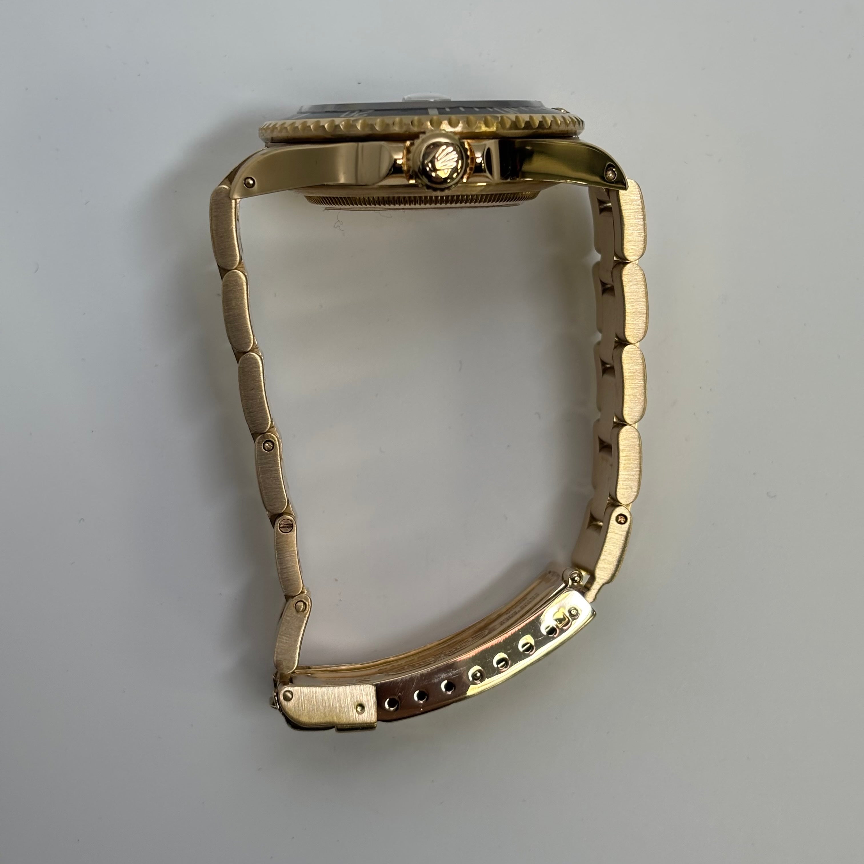 Rolex Submariner 40mm Black Dial Watch Ref# 16618 - Happy Jewelers Fine Jewelry Lifetime Warranty