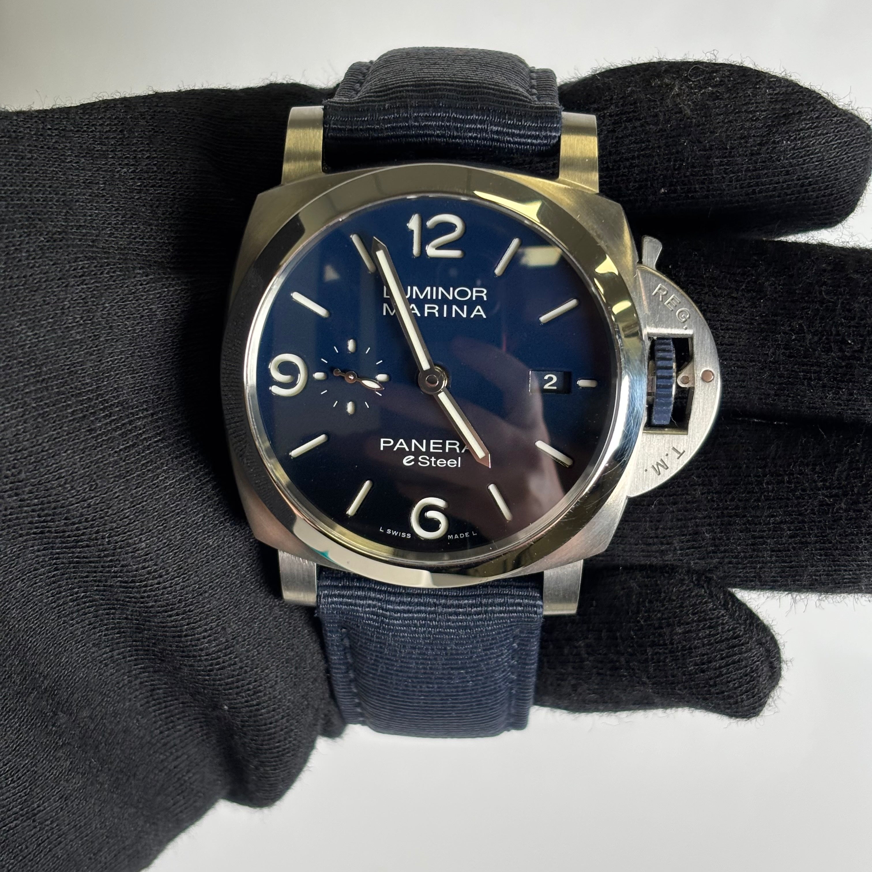 Panerai Luminor 44mm Blue Dial Watch Ref# PAM01157 - Happy Jewelers Fine Jewelry Lifetime Warranty