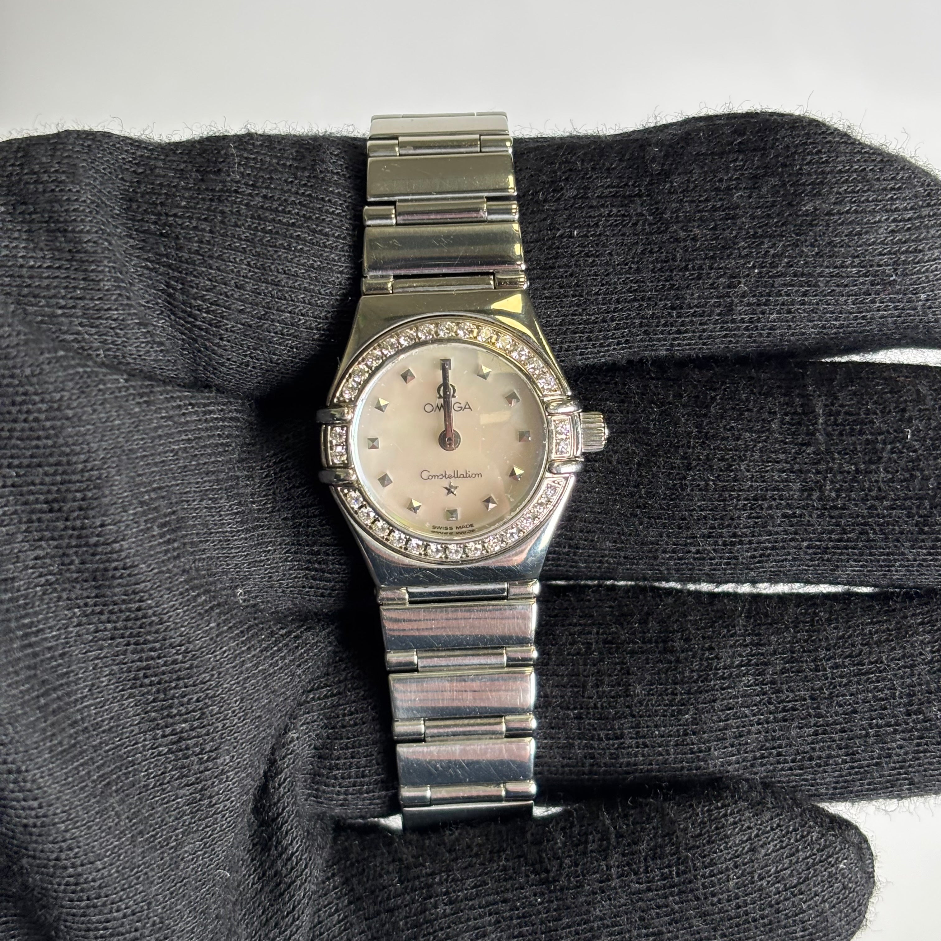 Omega Constellation 23mm MOP Dial Watch - Happy Jewelers Fine Jewelry Lifetime Warranty