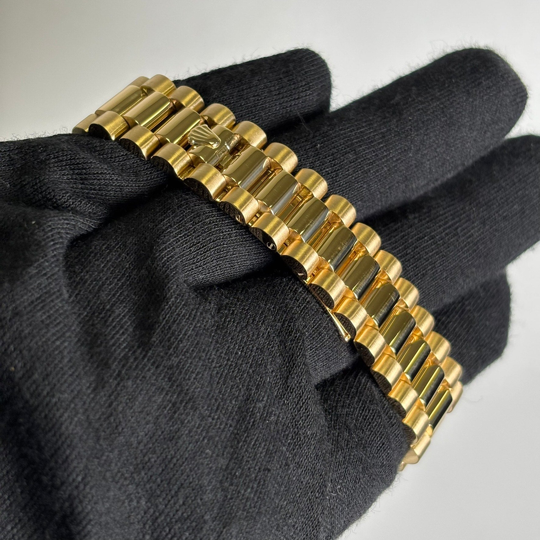Rolex Day-Date 36mm Champagne Dial Watch Ref# 118348 - Happy Jewelers Fine Jewelry Lifetime Warranty