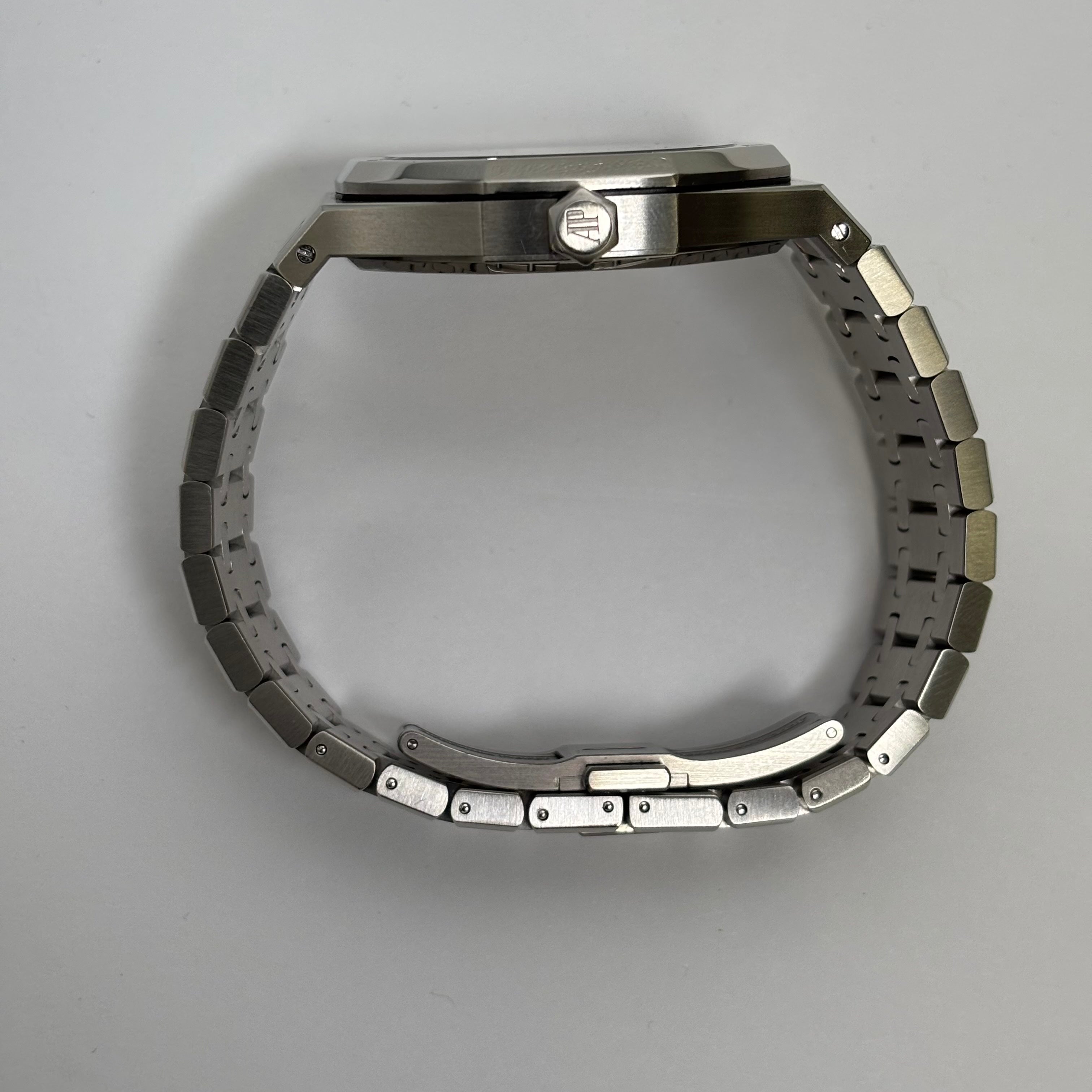 Audemars Piguet Royal Oak 41mm Gray Dial Watch Ref# 15400ST.OO.1220ST.04 - Happy Jewelers Fine Jewelry Lifetime Warranty