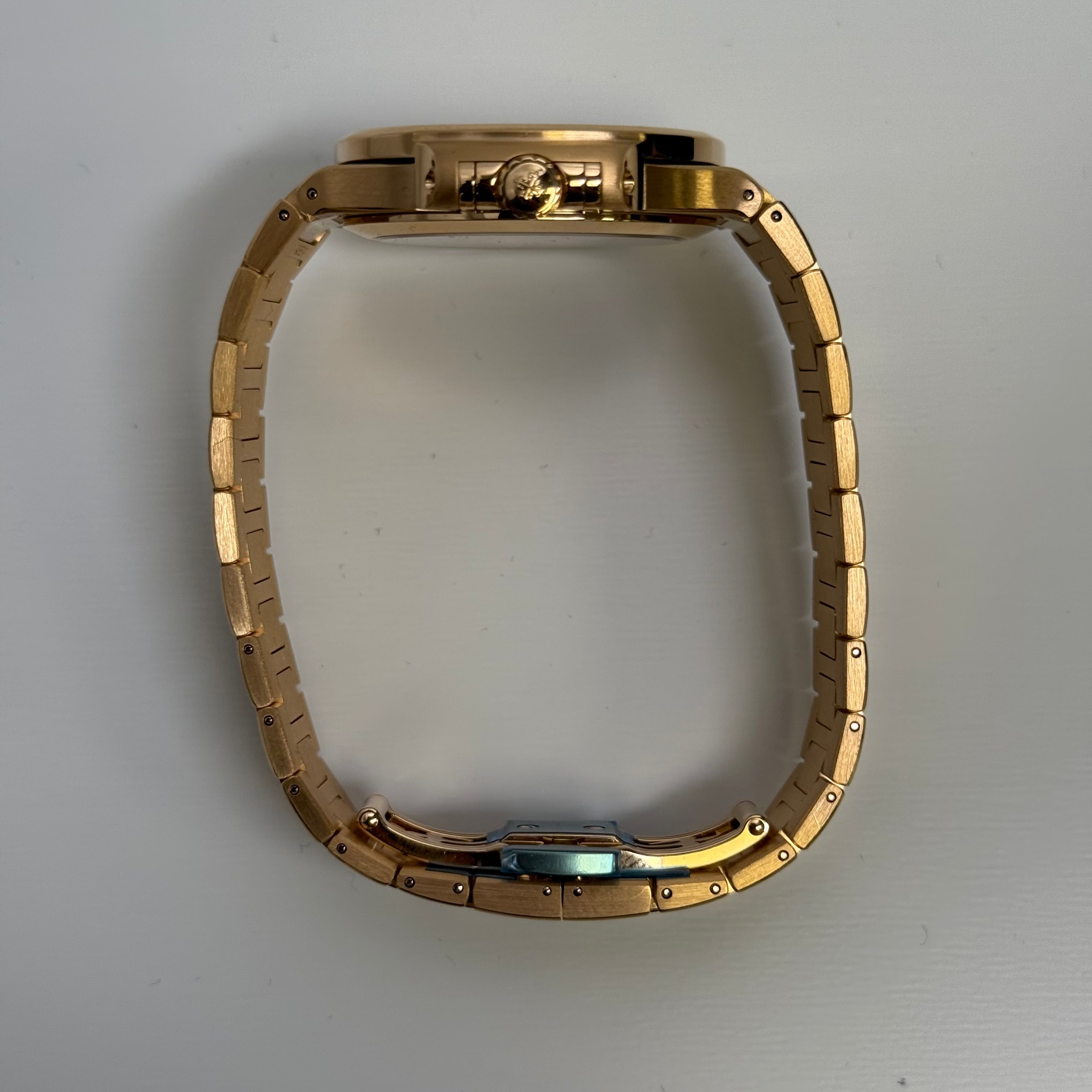 Patek Philippe Nautilus 35mm Silver Dial Watch Ref# 7118/1R-001 - Happy Jewelers Fine Jewelry Lifetime Warranty