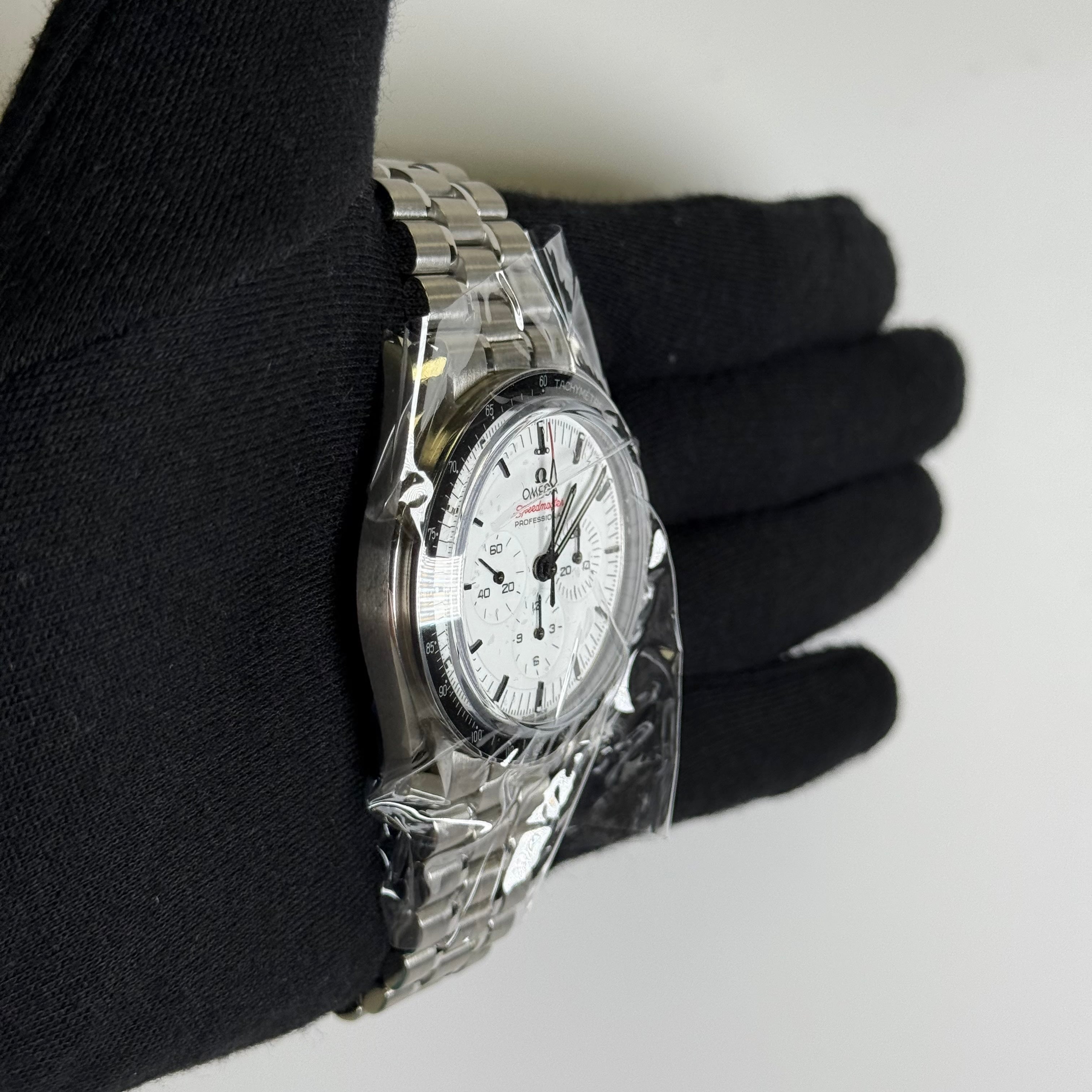 Omega Speedmaster 42mm White Dial Watch Ref# 310.30.42.50.04.001 - Happy Jewelers Fine Jewelry Lifetime Warranty