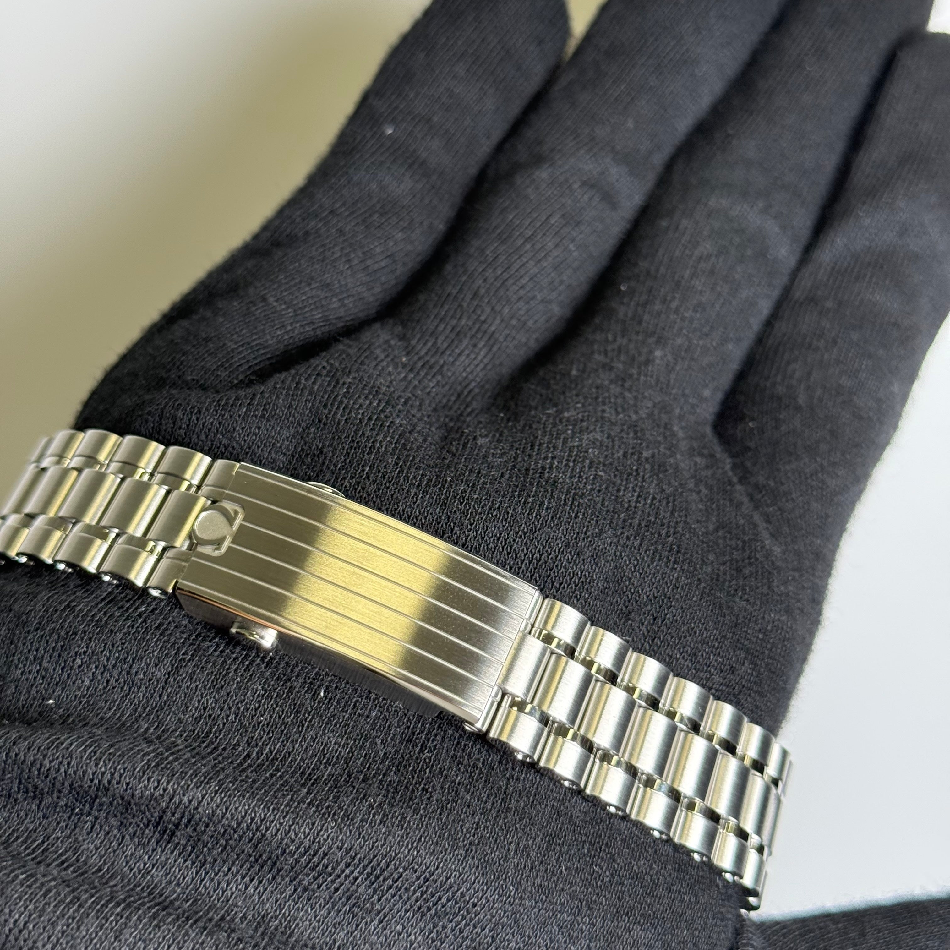 Omega Speedmaster 42mm White Dial Watch Ref# 310.30.42.50.04.001 - Happy Jewelers Fine Jewelry Lifetime Warranty