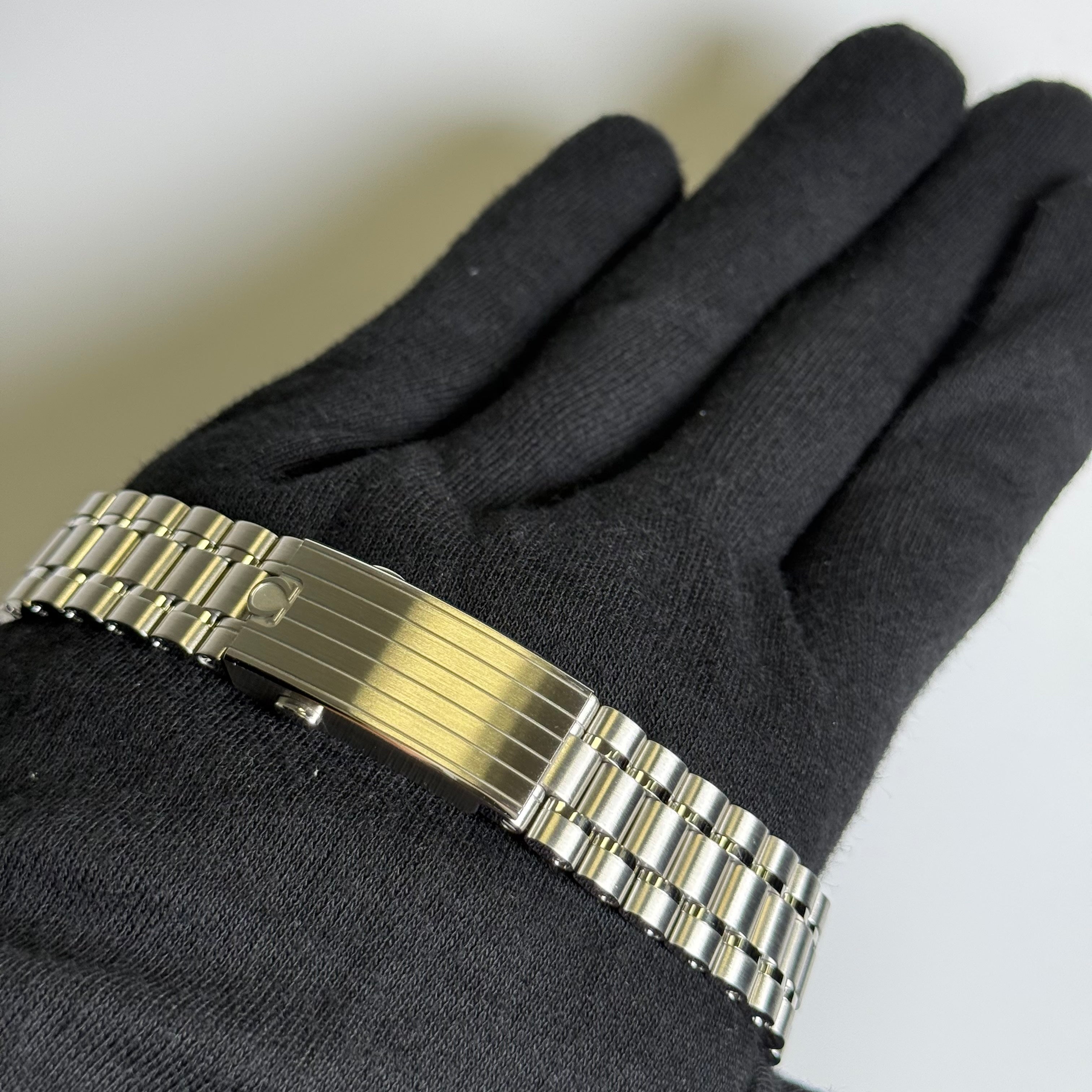 Omega Speedmaster 42mm White Dial Watch Ref# 310.30.42.50.04.001 - Happy Jewelers Fine Jewelry Lifetime Warranty