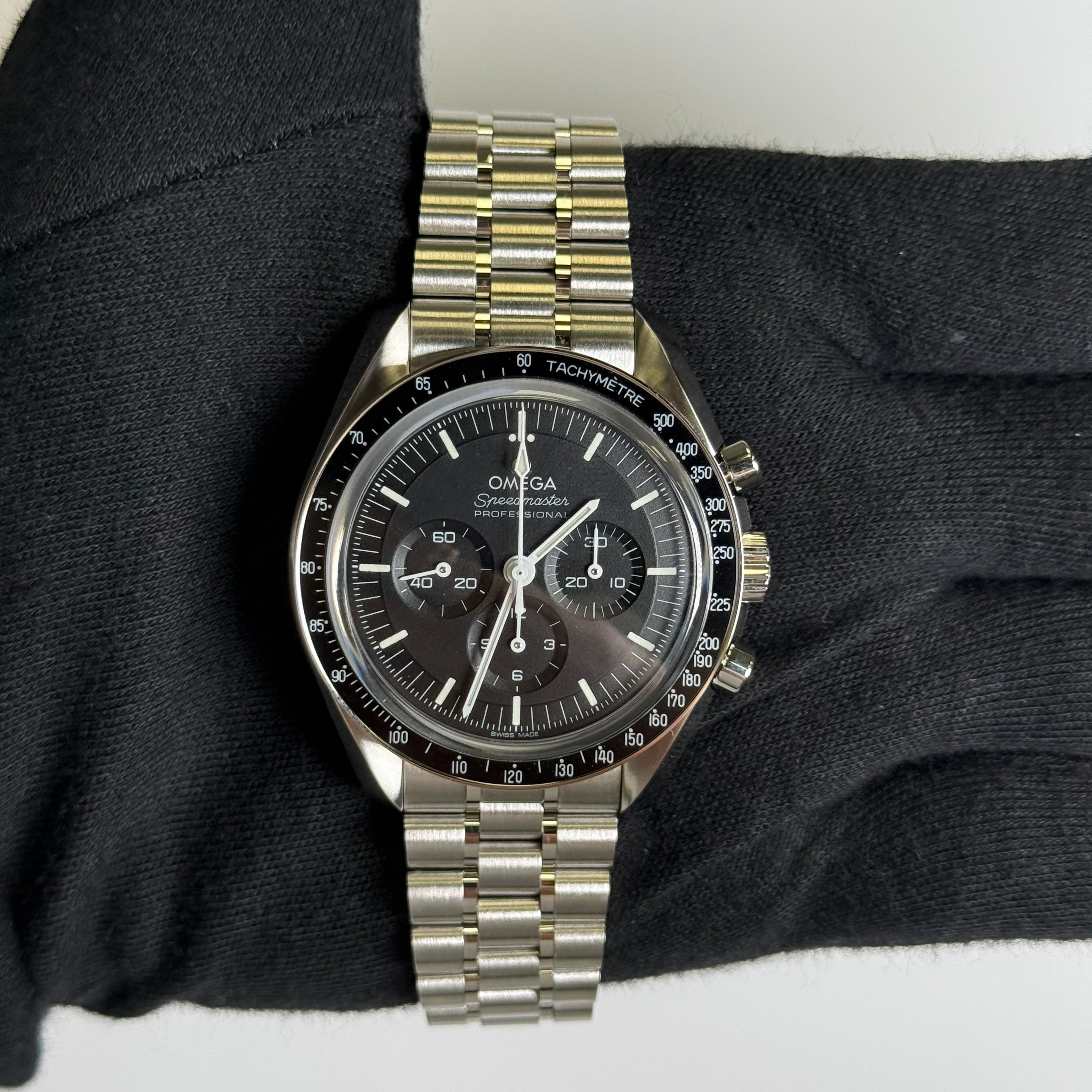 Omega Speedmaster 42mm Black Dial Watch Ref# 310.30.42.50.01.002 - Happy Jewelers Fine Jewelry Lifetime Warranty