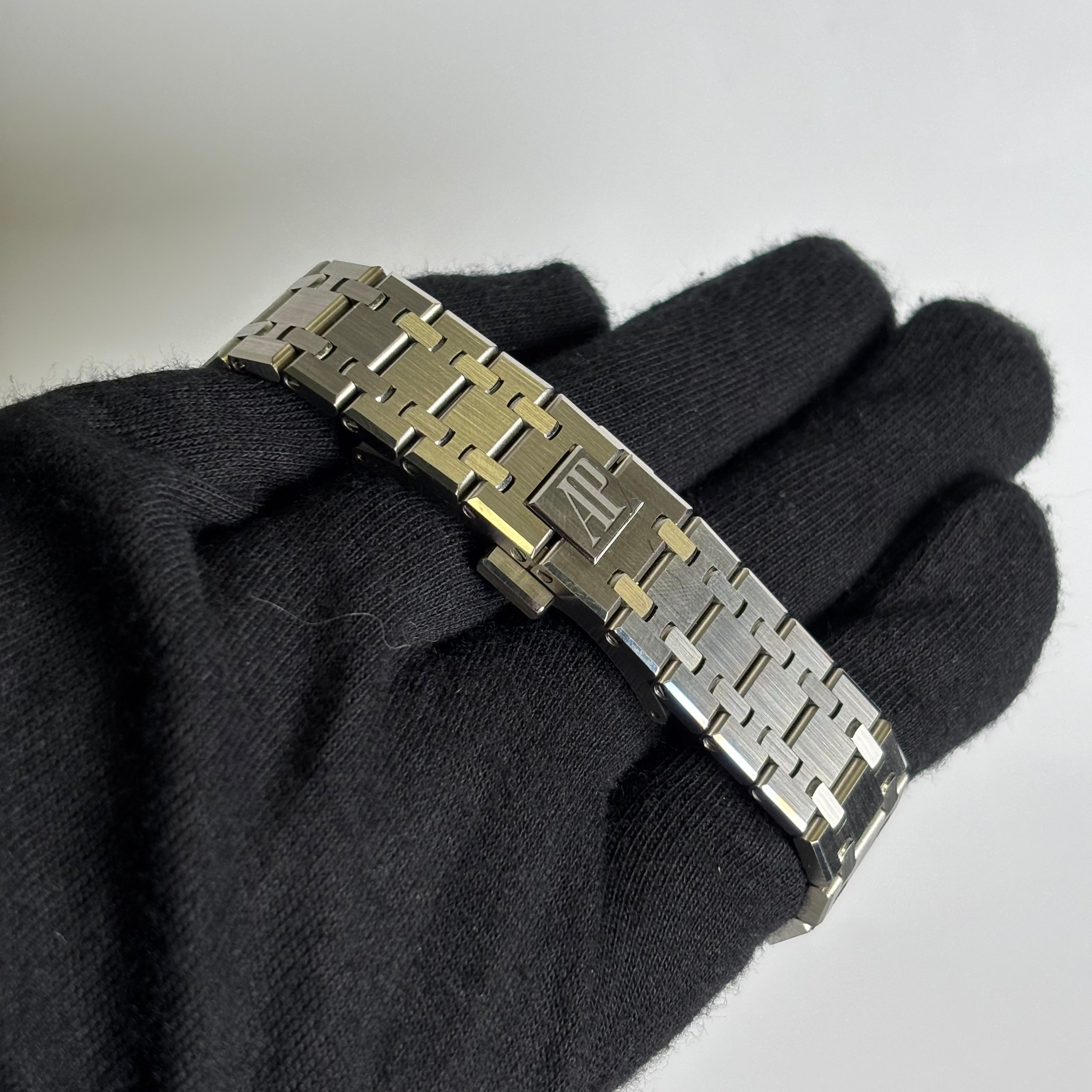 Audemars Piguet Royal Oak Grey Dial Watch Ref# 26715ST.OO.1356ST.02 - Happy Jewelers Fine Jewelry Lifetime Warranty