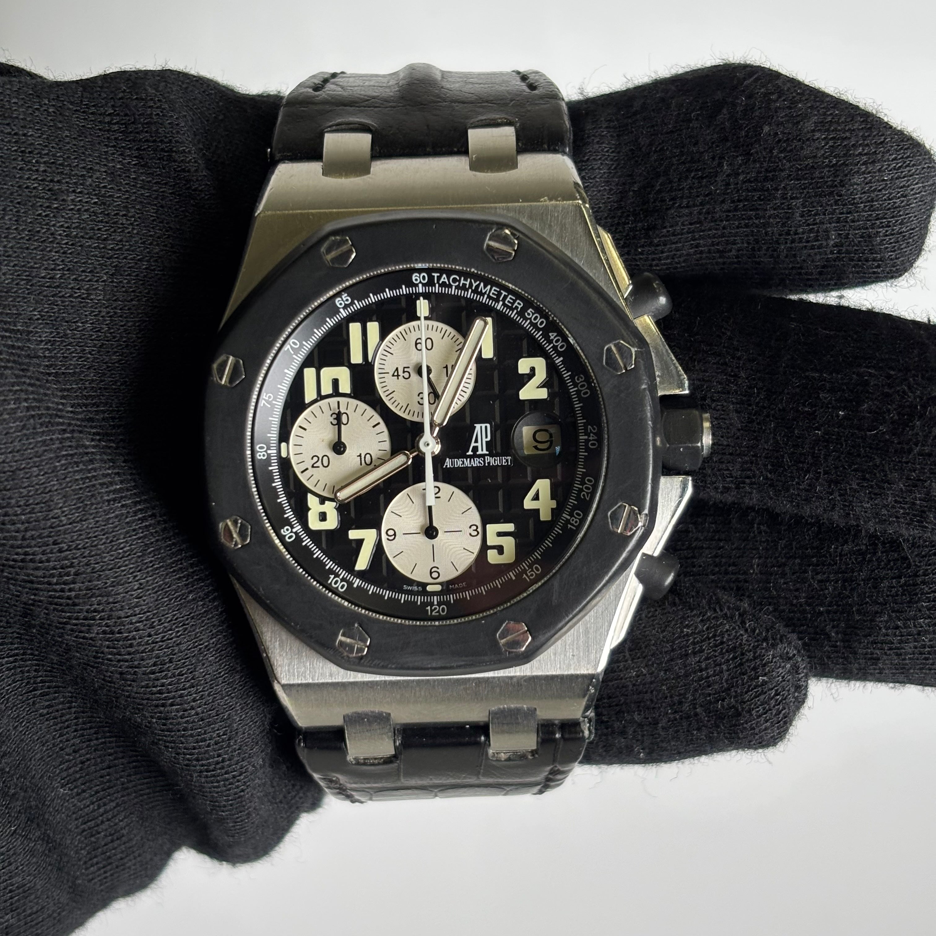Audemars Piguet Royal Oak 42mm Black Dial Watch Ref# 25940SK.OO.D002CA.01 - Happy Jewelers Fine Jewelry Lifetime Warranty