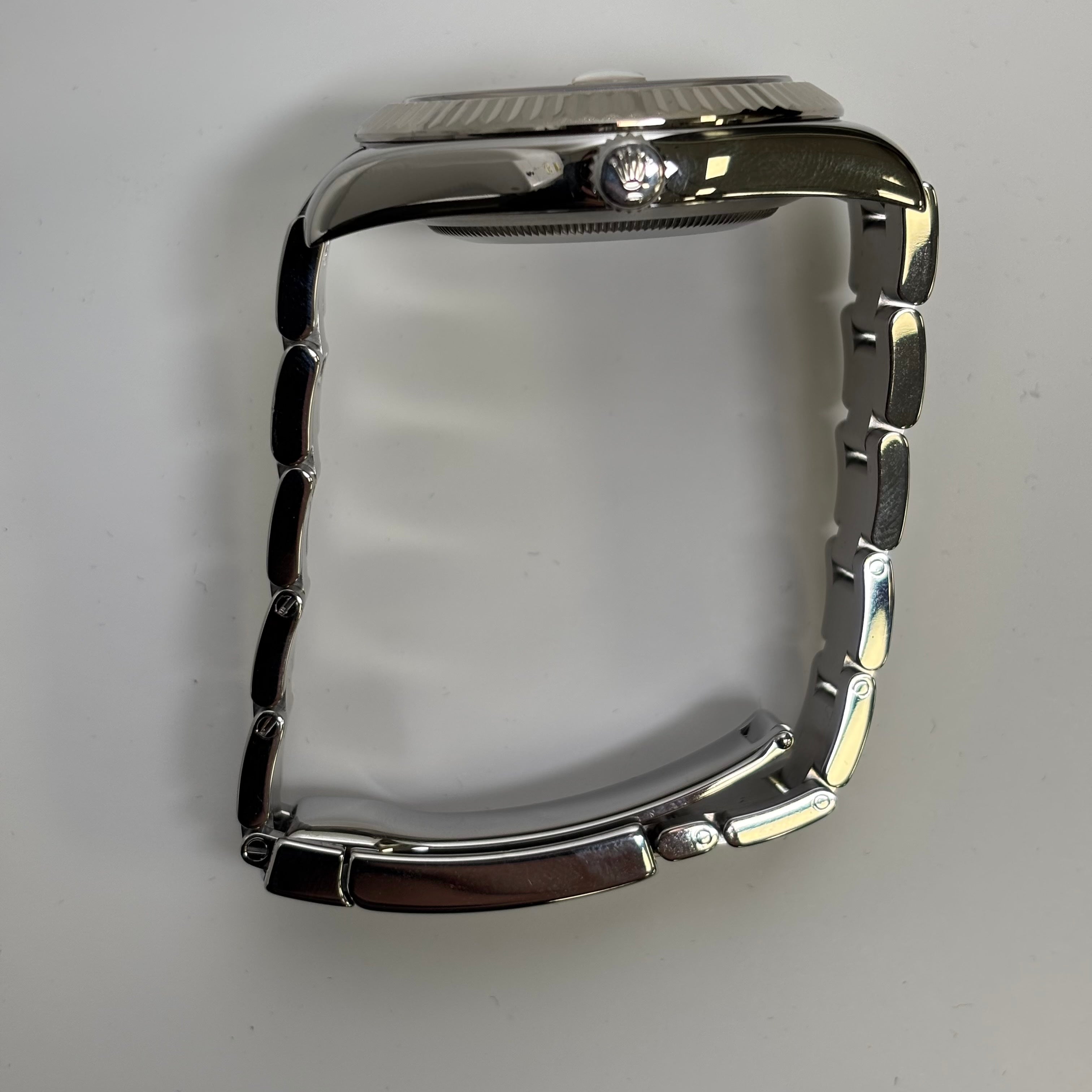 Rolex Datejust 41mm Silver Dial Watch Ref# 116334 - Happy Jewelers Fine Jewelry Lifetime Warranty