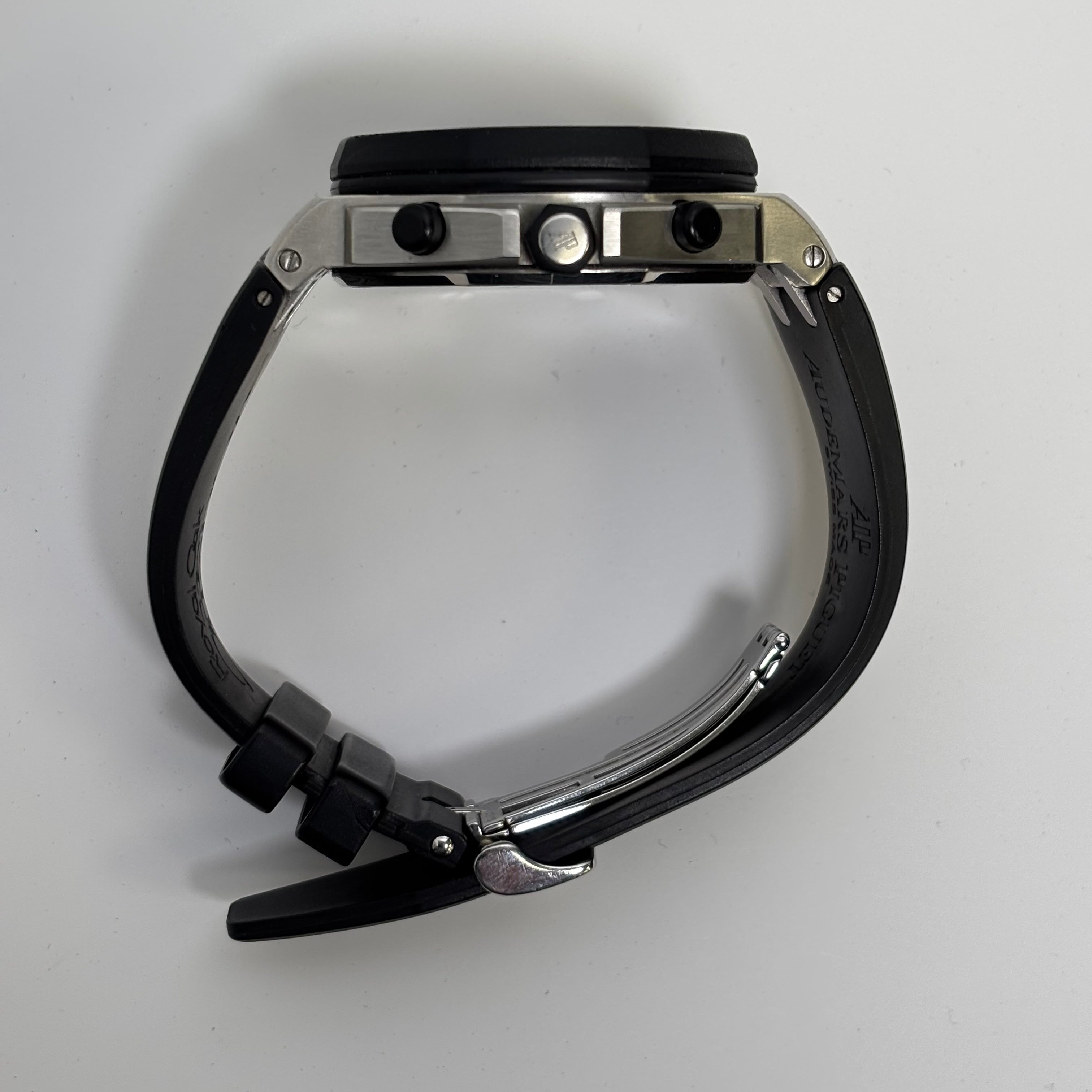 Audemars Piguet Royal Oak 42mm Black Dial Watch Ref# 25940SK.OO.D002CA.01 - Happy Jewelers Fine Jewelry Lifetime Warranty