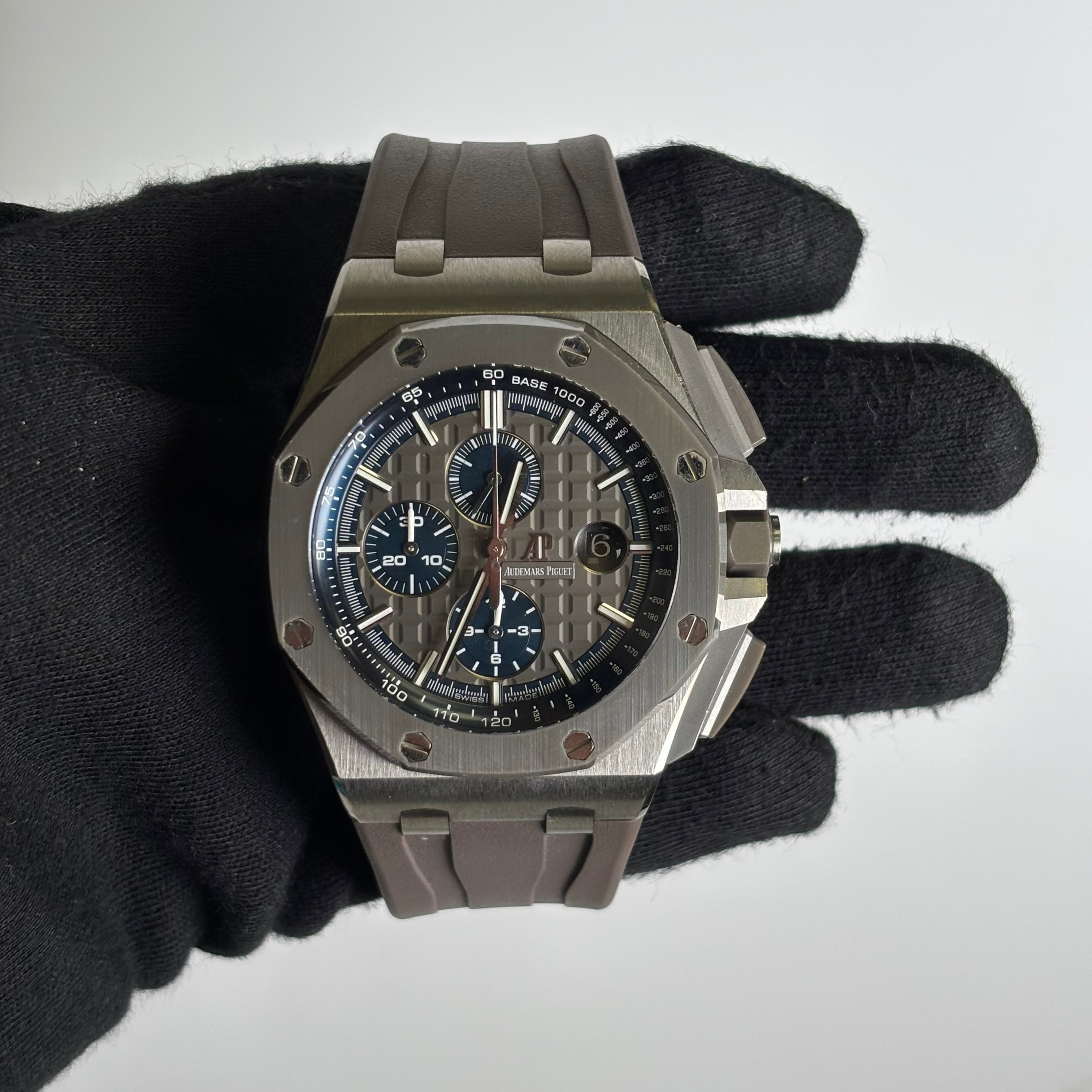 Audemars Piguet Offshore 44mm Grey Dial Watch Ref# 26400IO.OO.A004CA.02 - Happy Jewelers Fine Jewelry Lifetime Warranty