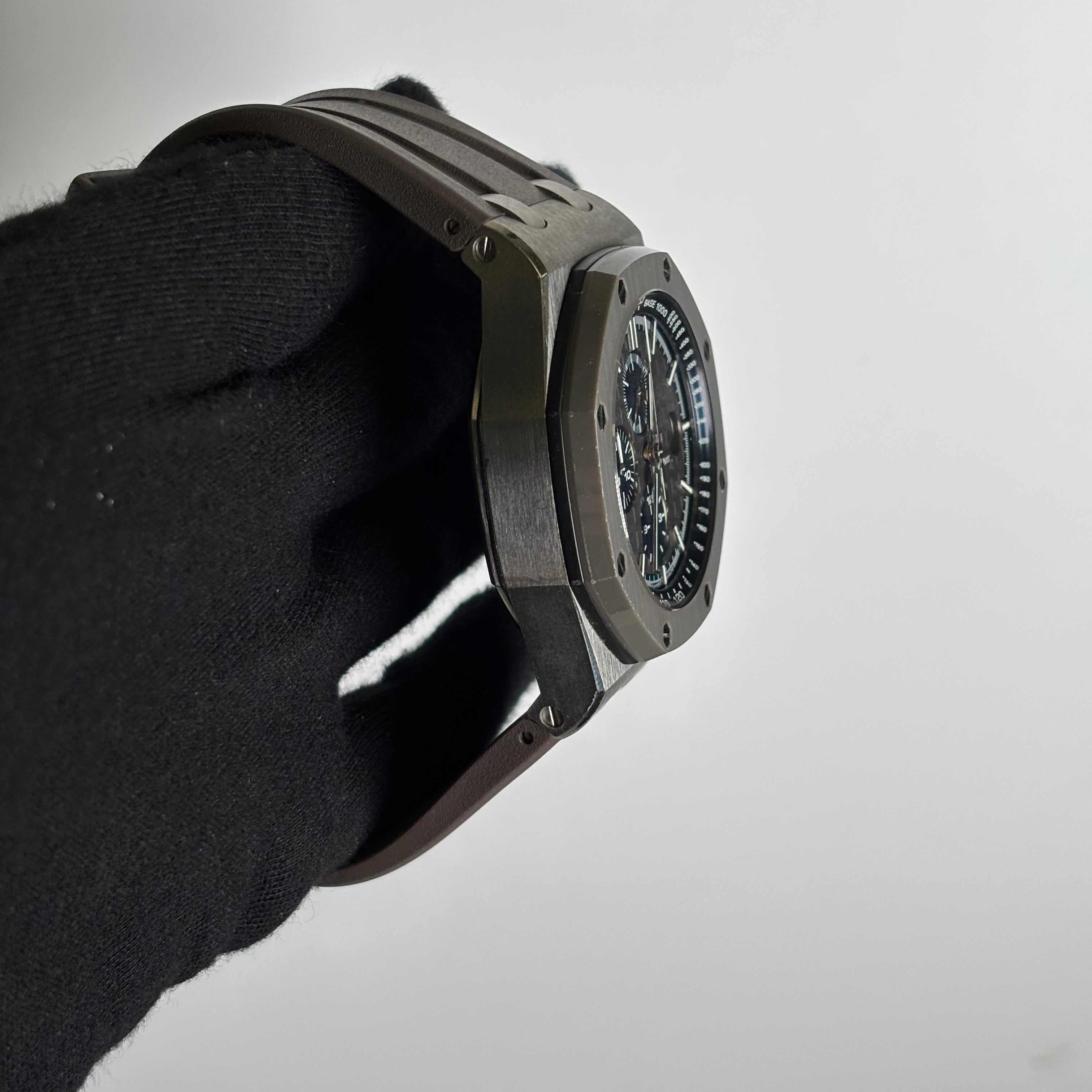 Audemars Piguet Offshore 44mm Grey Dial Watch Ref# 26400IO.OO.A004CA.02 - Happy Jewelers Fine Jewelry Lifetime Warranty