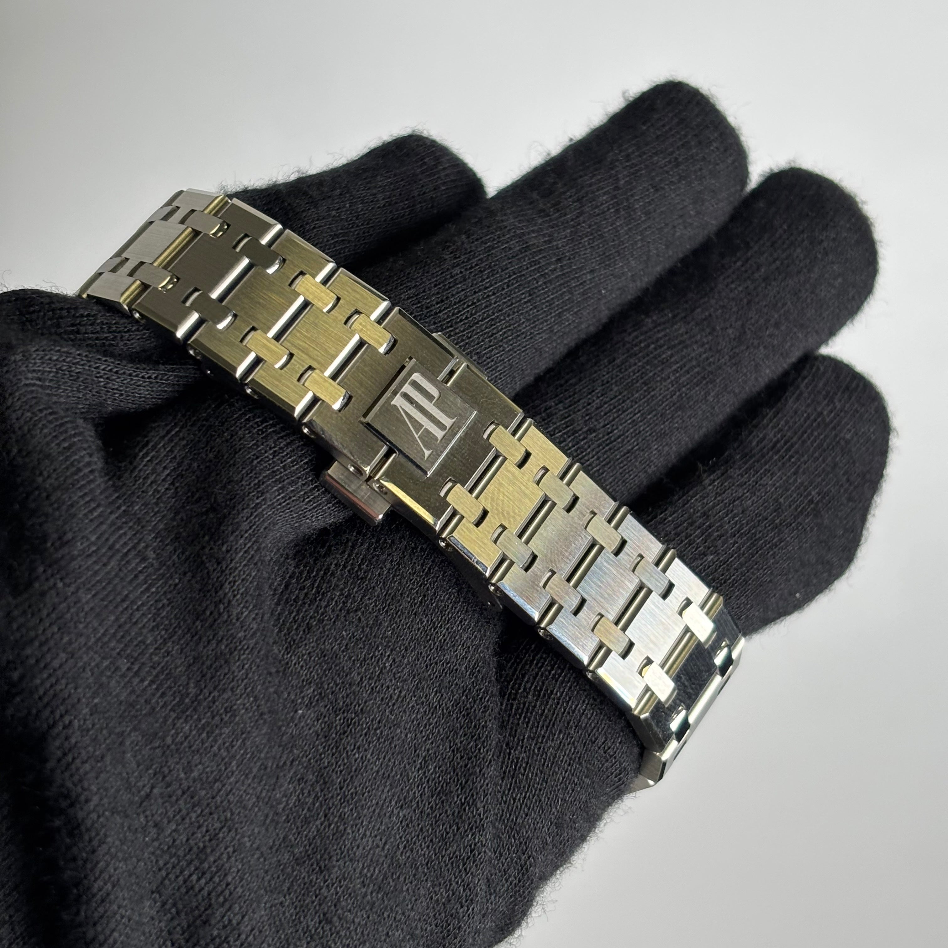 Audemars Piguet Royal Oak Blue Dial Watch Ref# 26715ST.ZZ.1356ST.01 - Happy Jewelers Fine Jewelry Lifetime Warranty