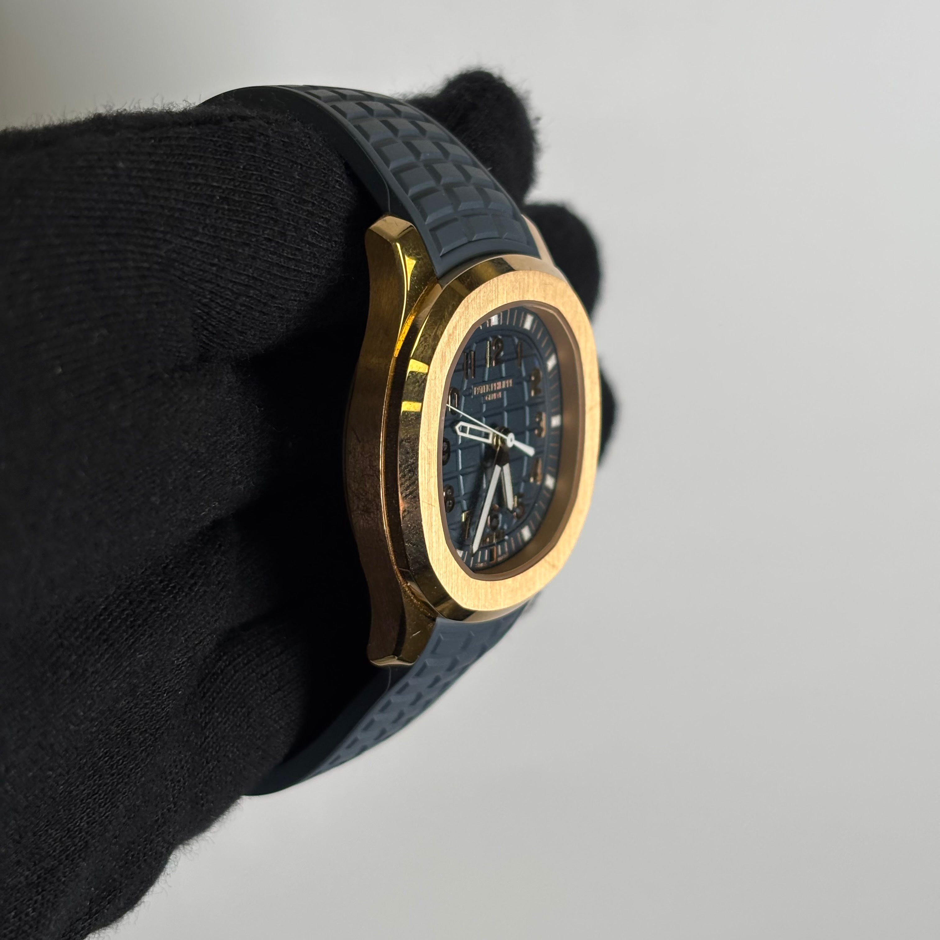 Patek Philippe Aquanuat 38.8mm Blue Dial Watch Ref# 5269R-001 - Happy Jewelers Fine Jewelry Lifetime Warranty