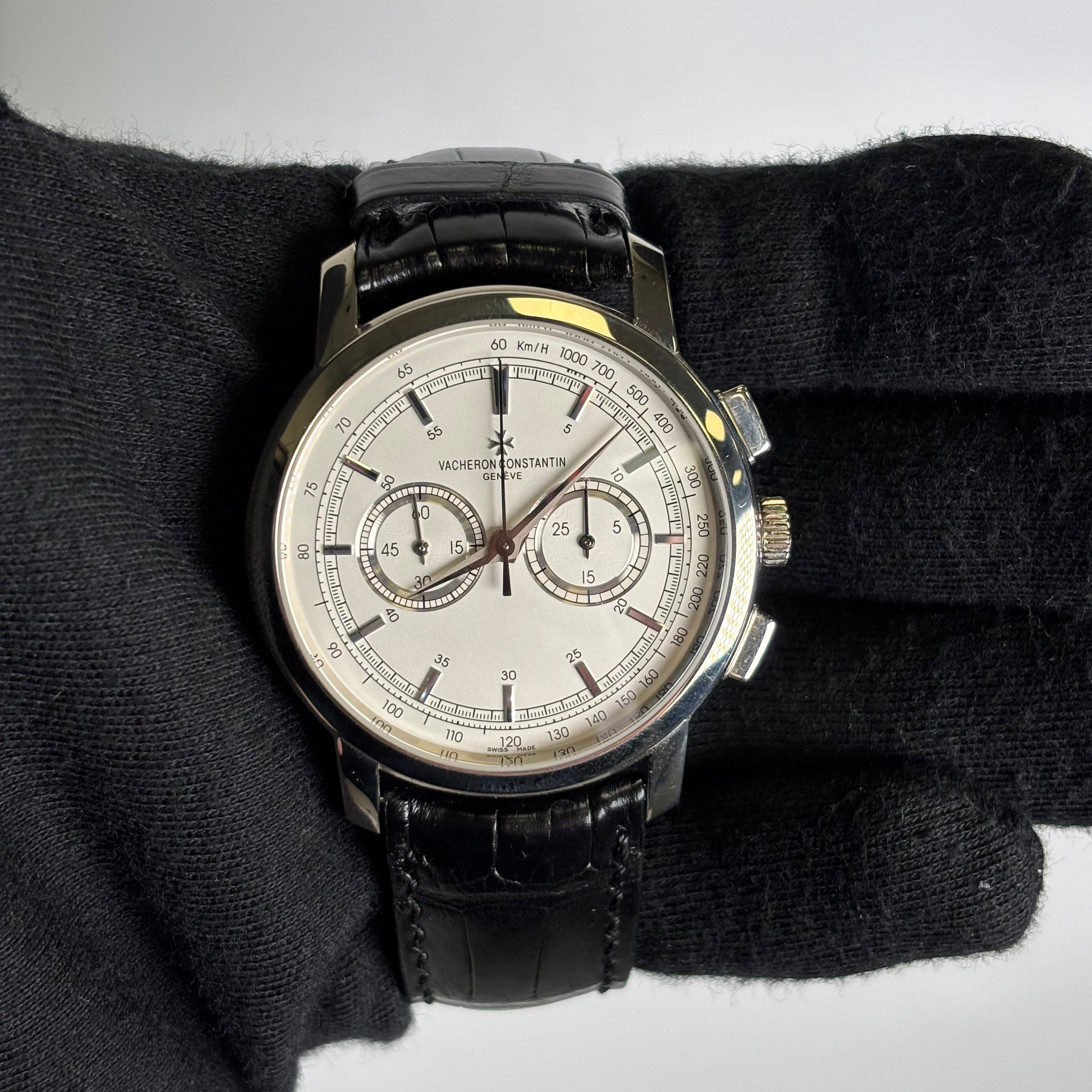 Vacheron Constantin Patrimony 42mm White Dial Watch Ref# 47192/000G-9504 - Happy Jewelers Fine Jewelry Lifetime Warranty